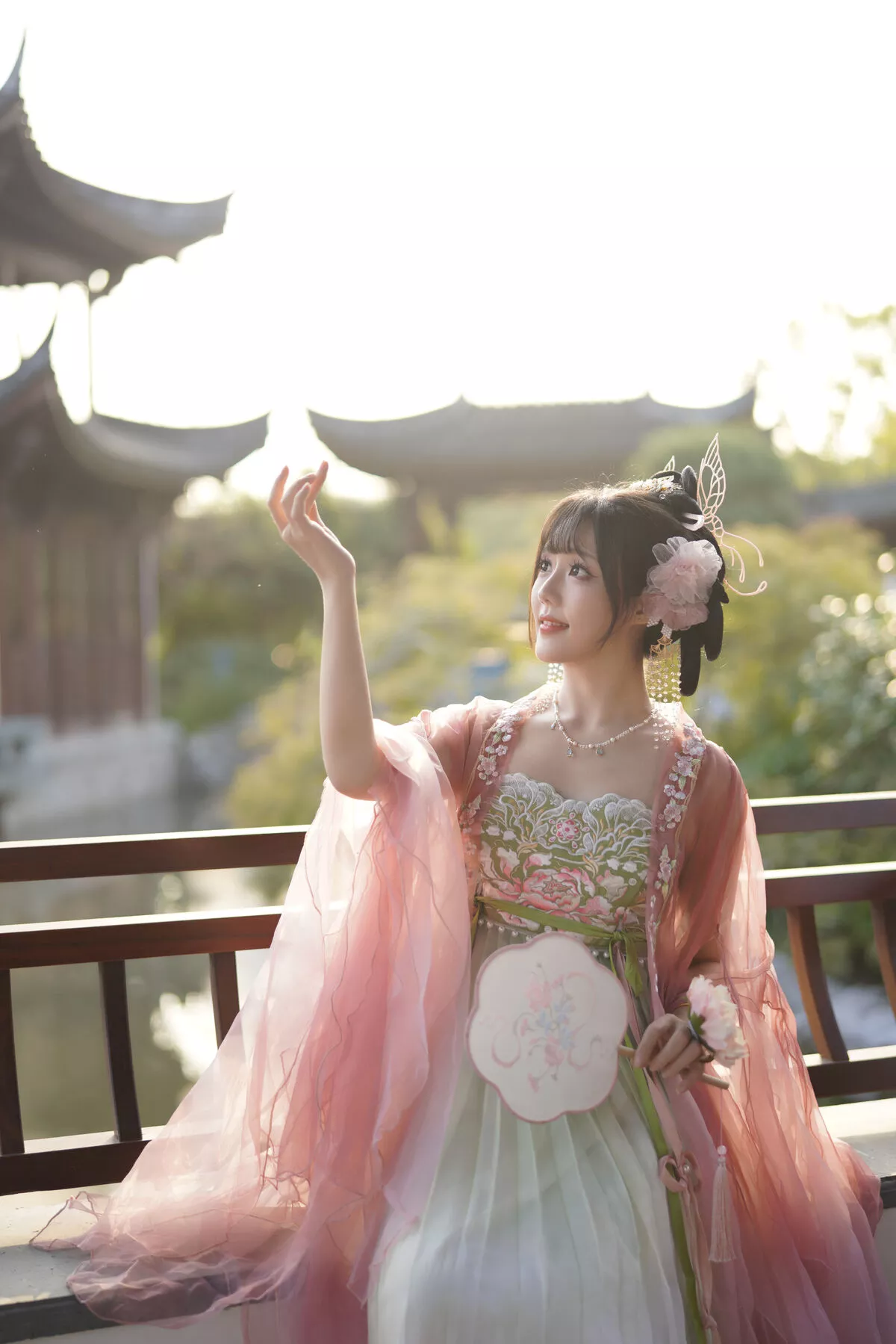 No.8046 Qing Liu YiTuYu艺图语 P.4