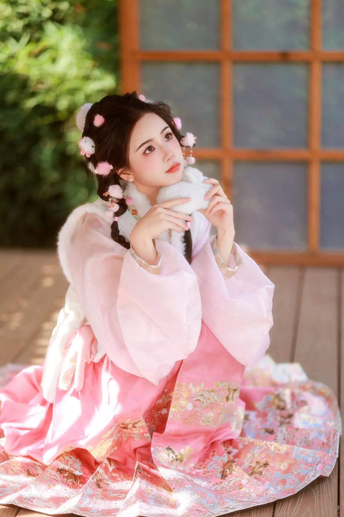 Tong Du No.8045 YiTuYu艺图语 Xue Xiao P.3