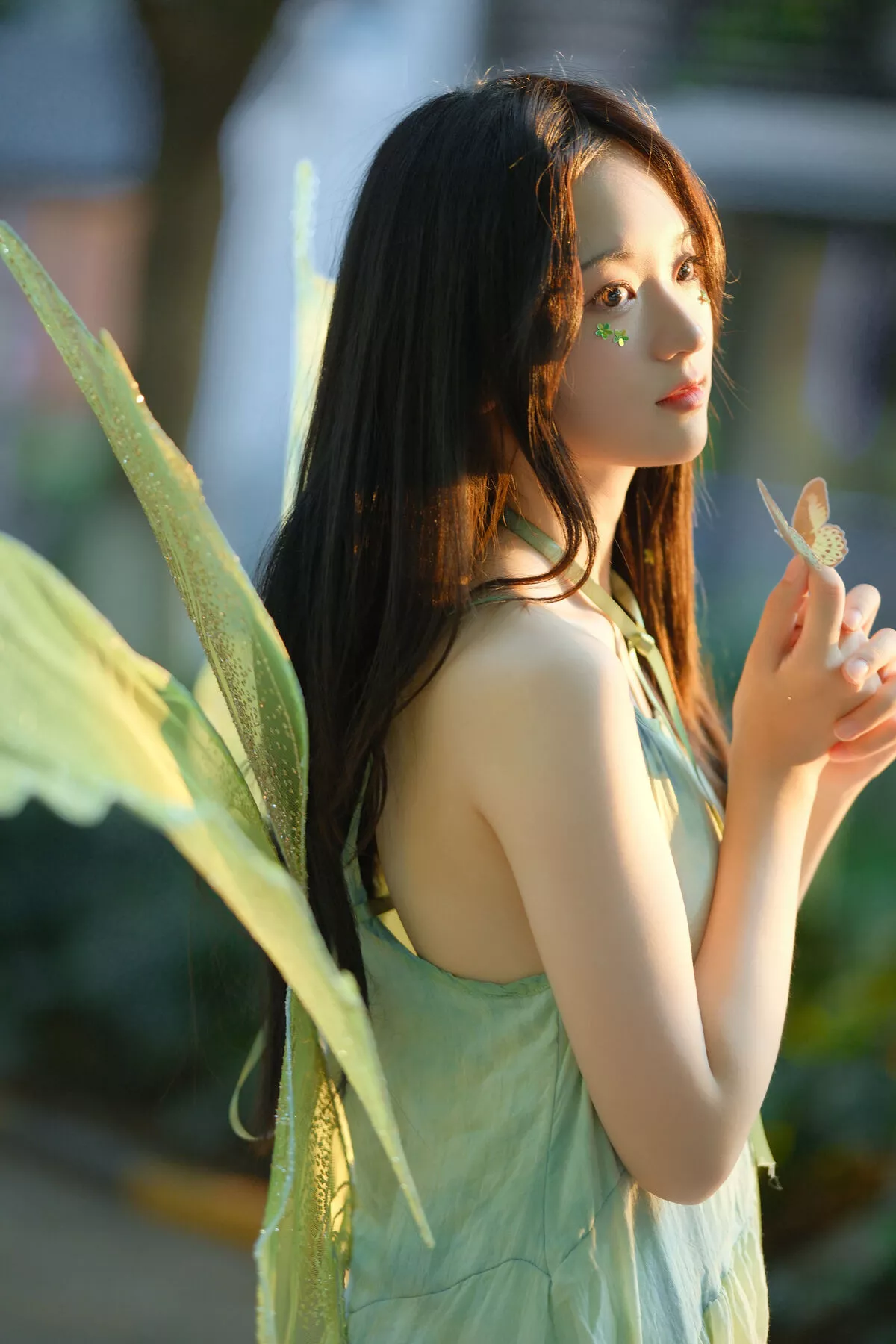 No.8043 YiTuYu艺图语 saffi P.1