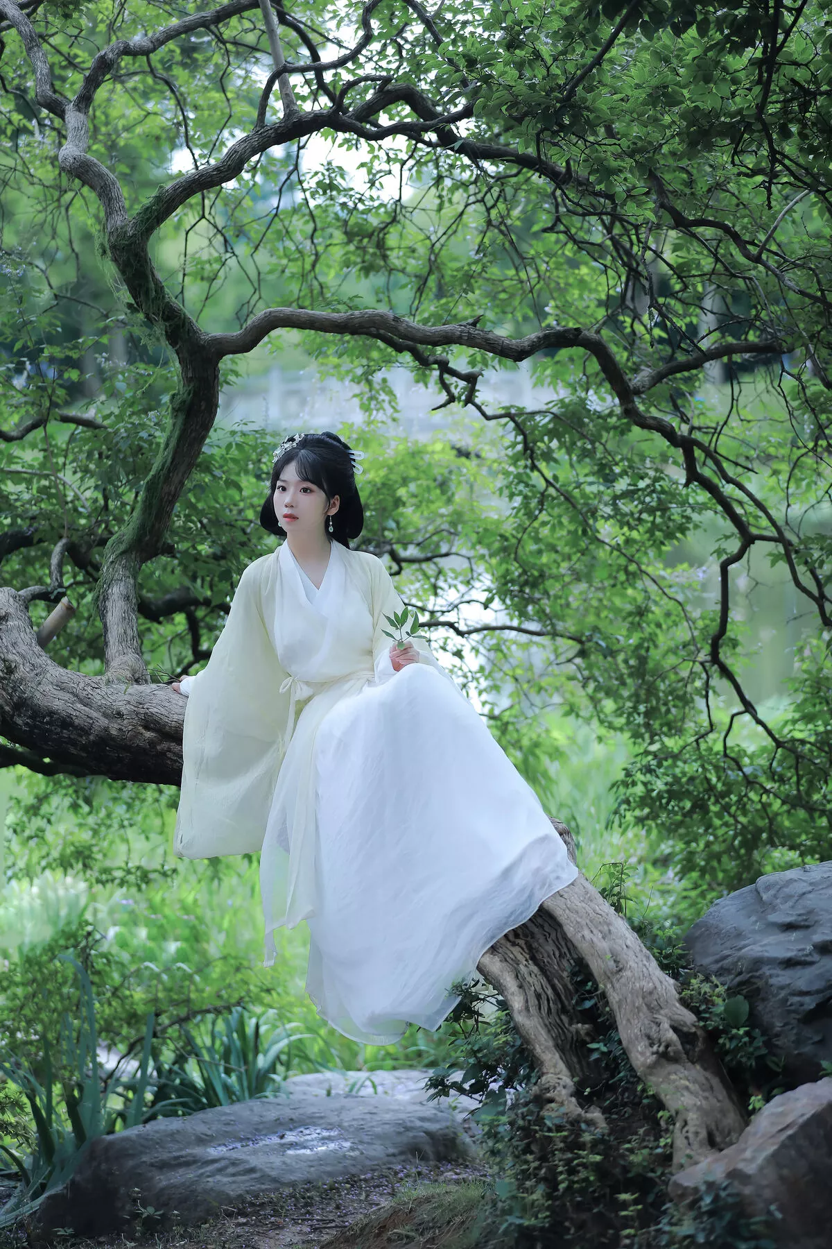 YiTuYu艺图语 周周Ay No.8062 P.3