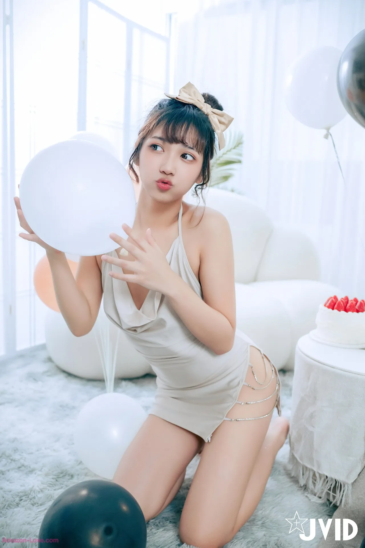 色欲融合の闺蜜庆生派对 全集修正 井野奈肉包 JVID P.25
