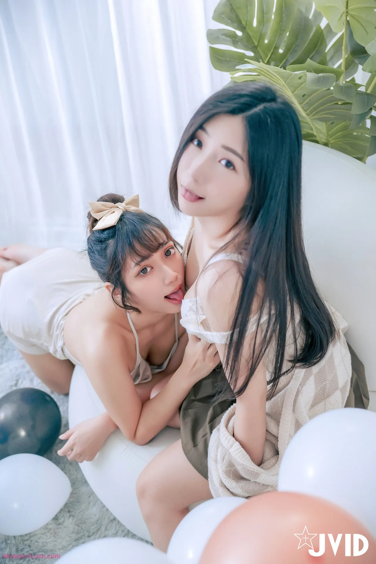 井野奈肉包 色欲融合の闺蜜庆生派对 JVID 全集修正 P.5