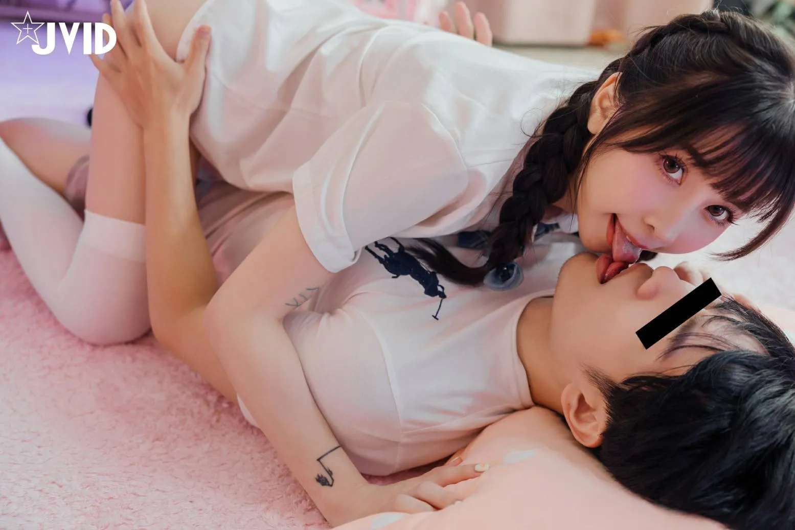 JVID Tiny性感娃娃送到你家了 P.5