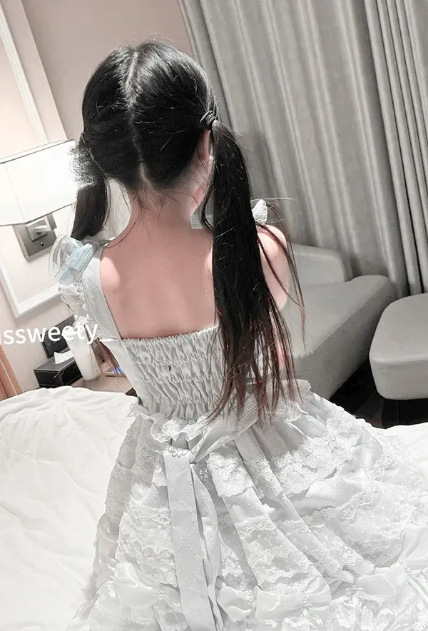 双马尾美女hhpussweety_居家私拍图集 P.2