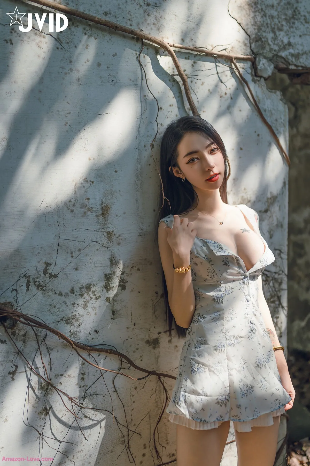 粉粉+透透 药效太强 JVID 让美少女飘飘完全顺从 全集修正 强灌春药 飘飘哥 飘飘跟踪绑架迷奸情色妄想 P.17