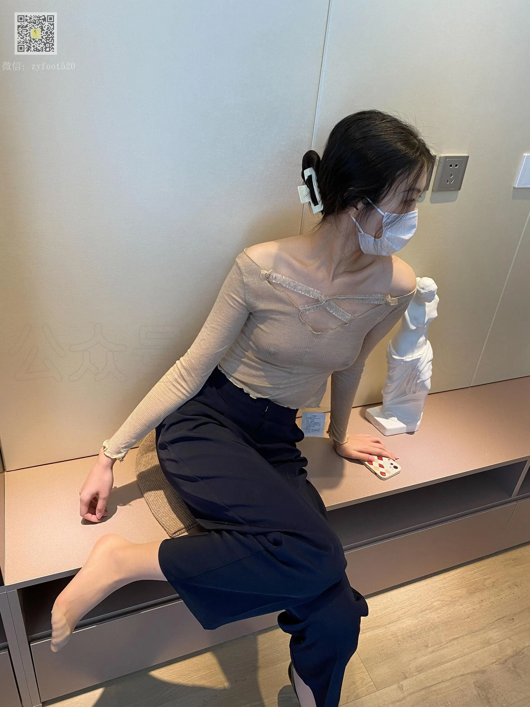 美晗《透视裤里丝》 尤物丧志 ISS系列 P.8