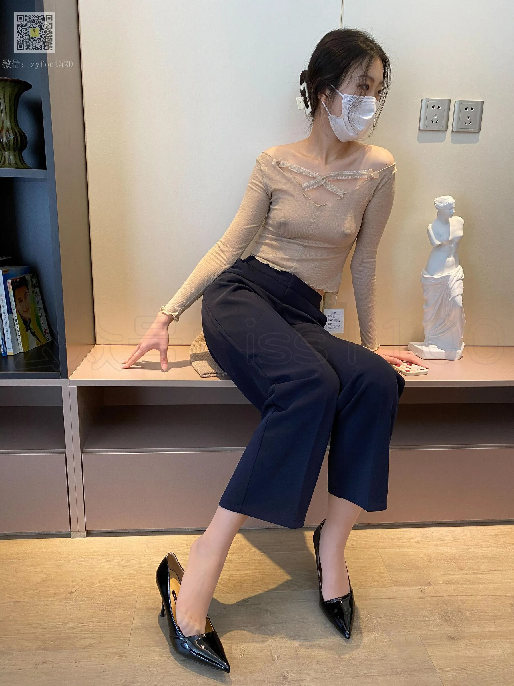 ISS系列 尤物丧志 美晗《透视裤里丝》 P.20