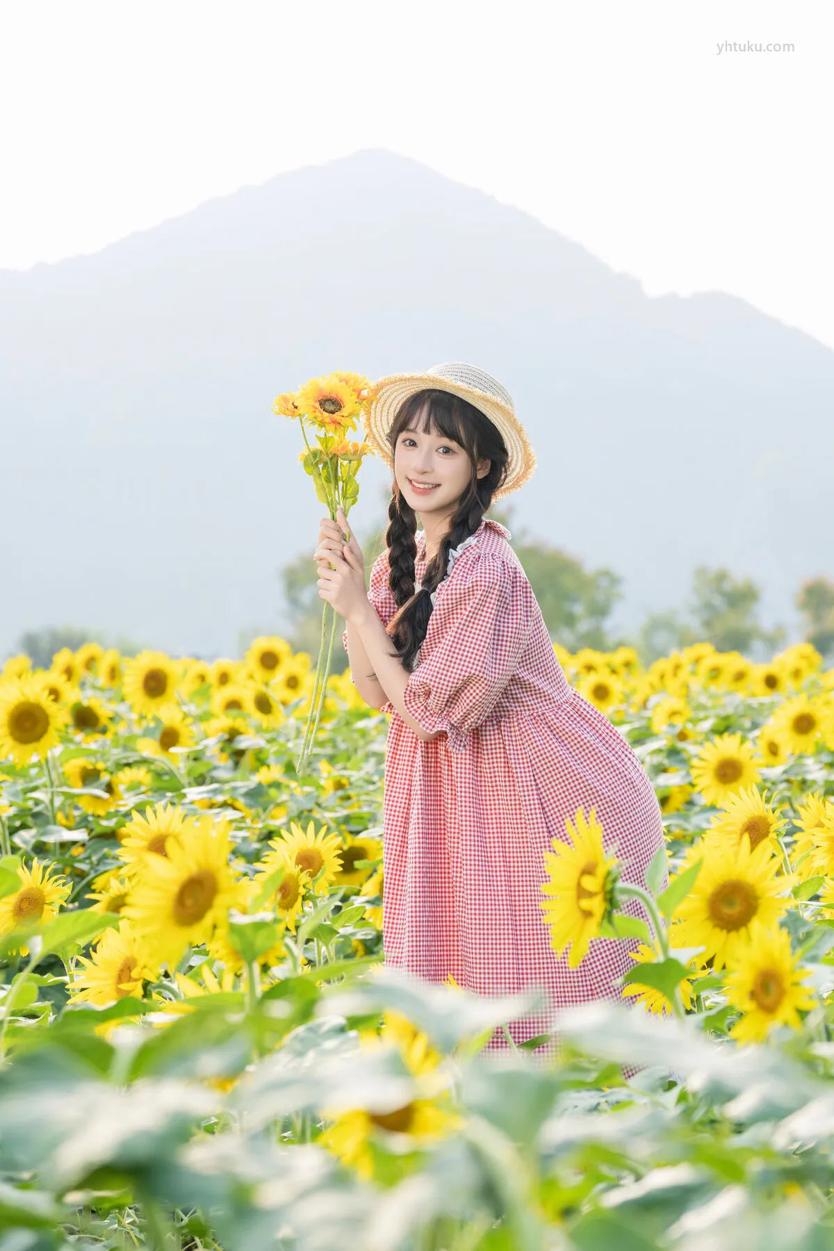 No.8288 夏芋小年 (31P) YiTuYu艺图语 P.7