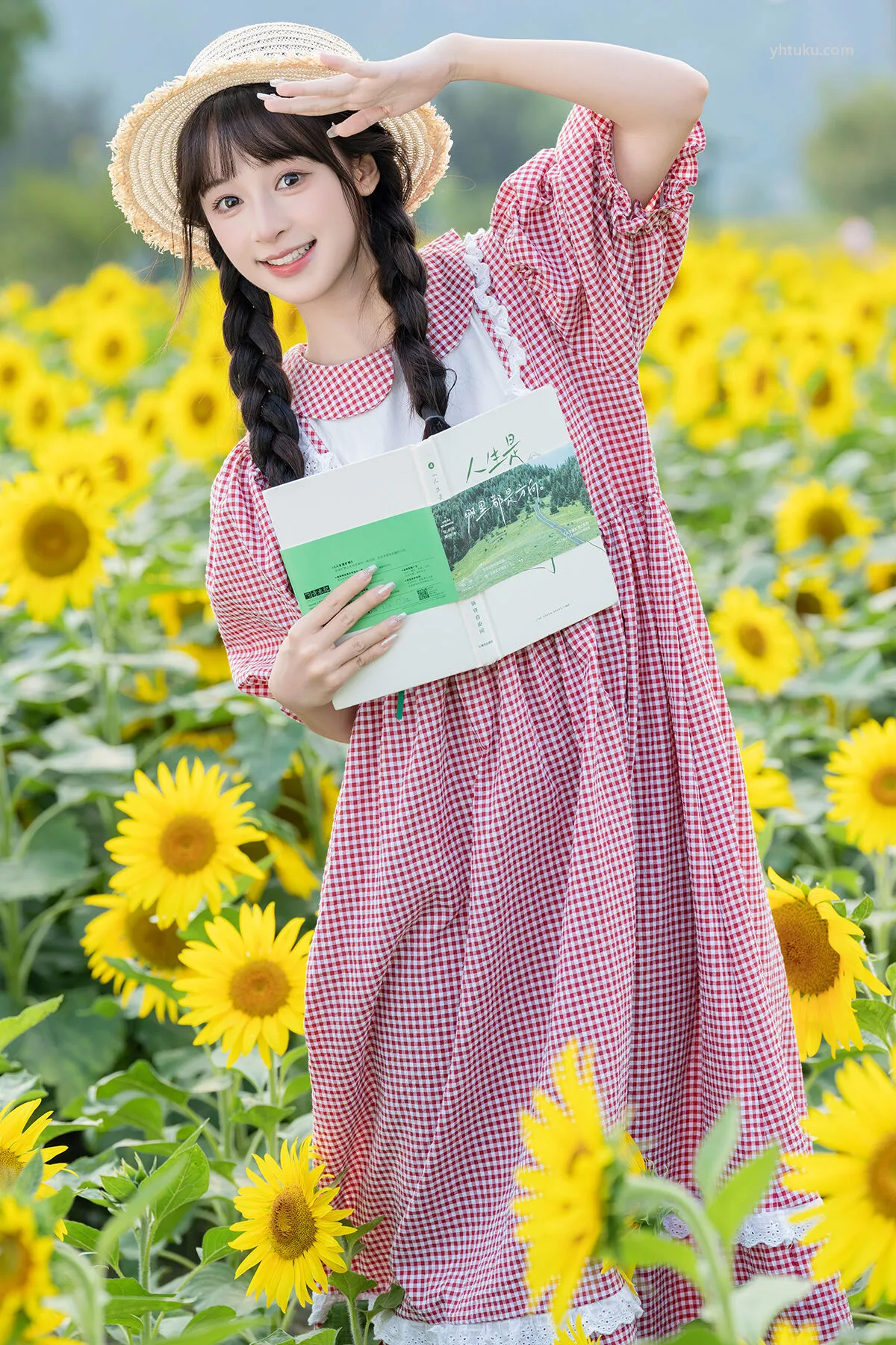 YiTuYu艺图语 (31P) 夏芋小年 No.8288 P.2