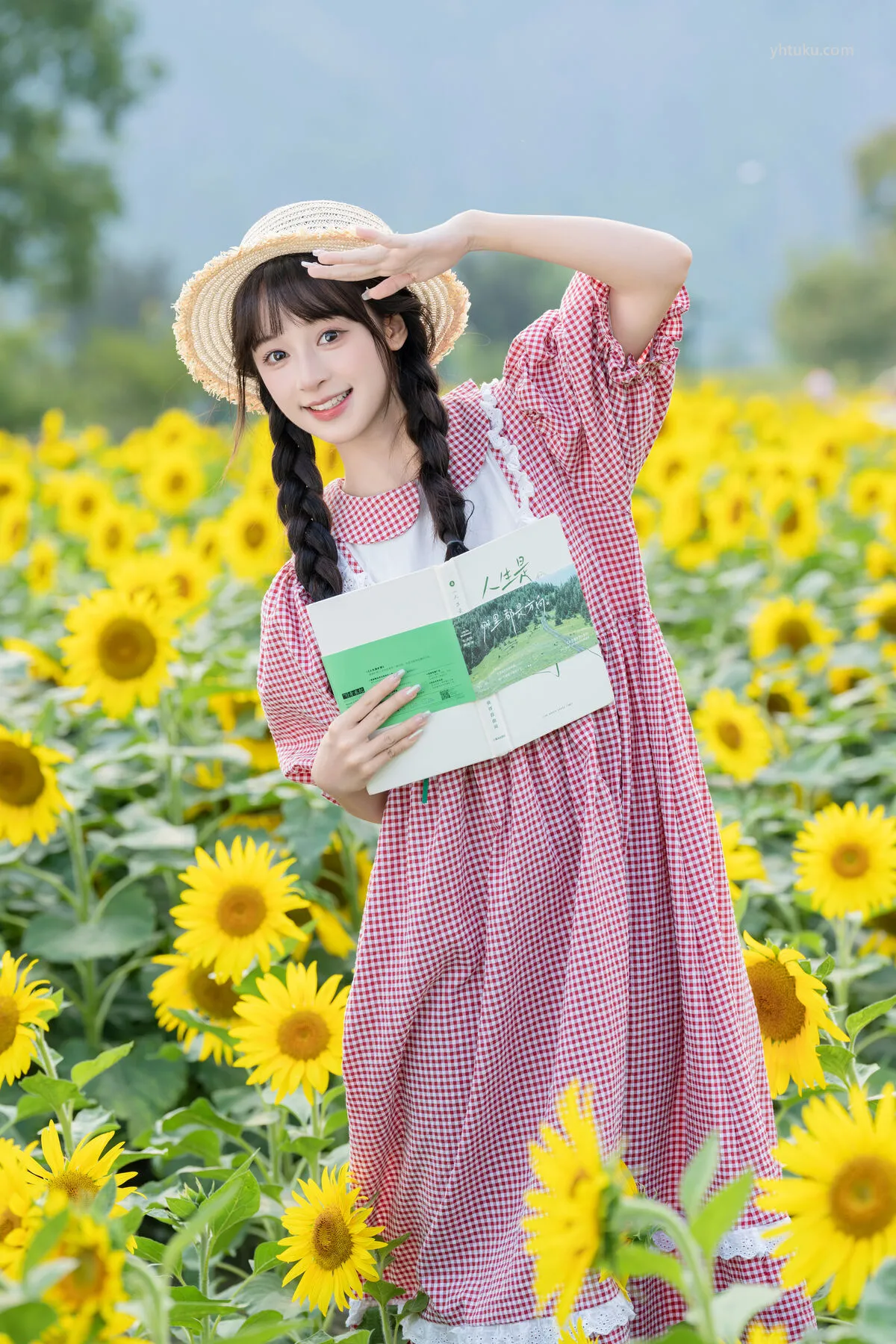 (31P) YiTuYu艺图语 夏芋小年 No.8288 P.1