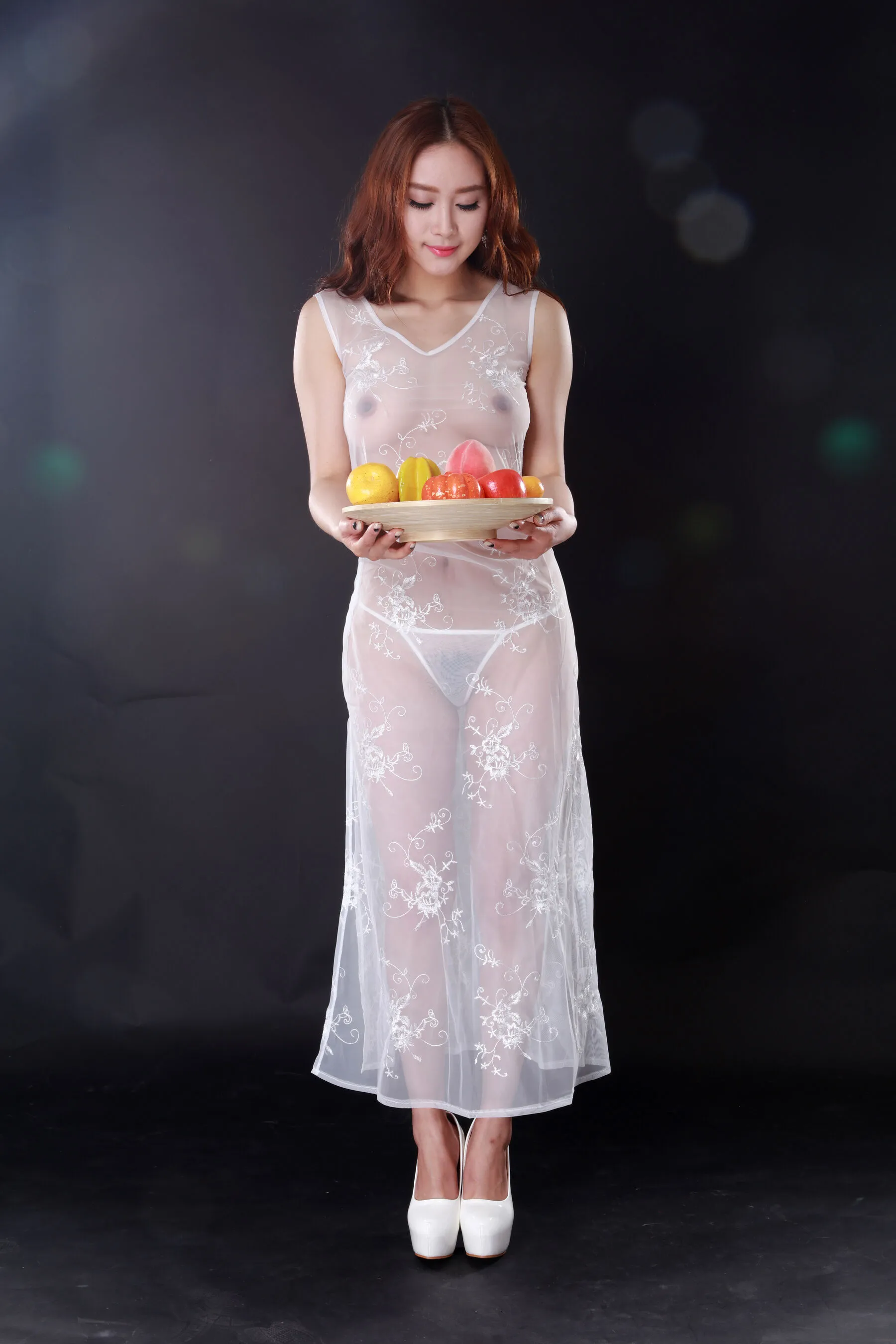 国模 阿婷人体私拍套图 P.1
