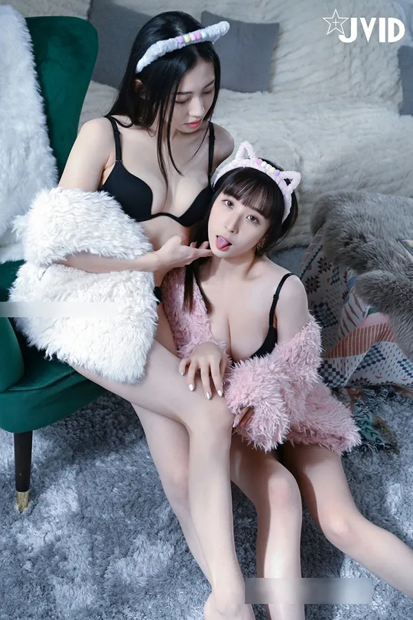 全集修正 美女姐妹花夏暮光+黛娜黑丝内衣无圣光魅惑2 P.7