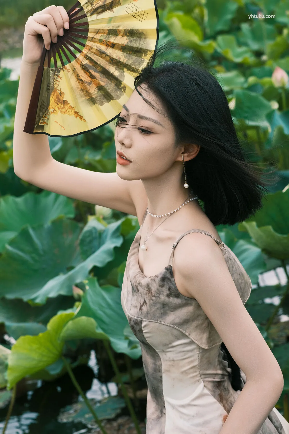 No.8292 YiTuYu艺图语 (21P) 李悦 P.4
