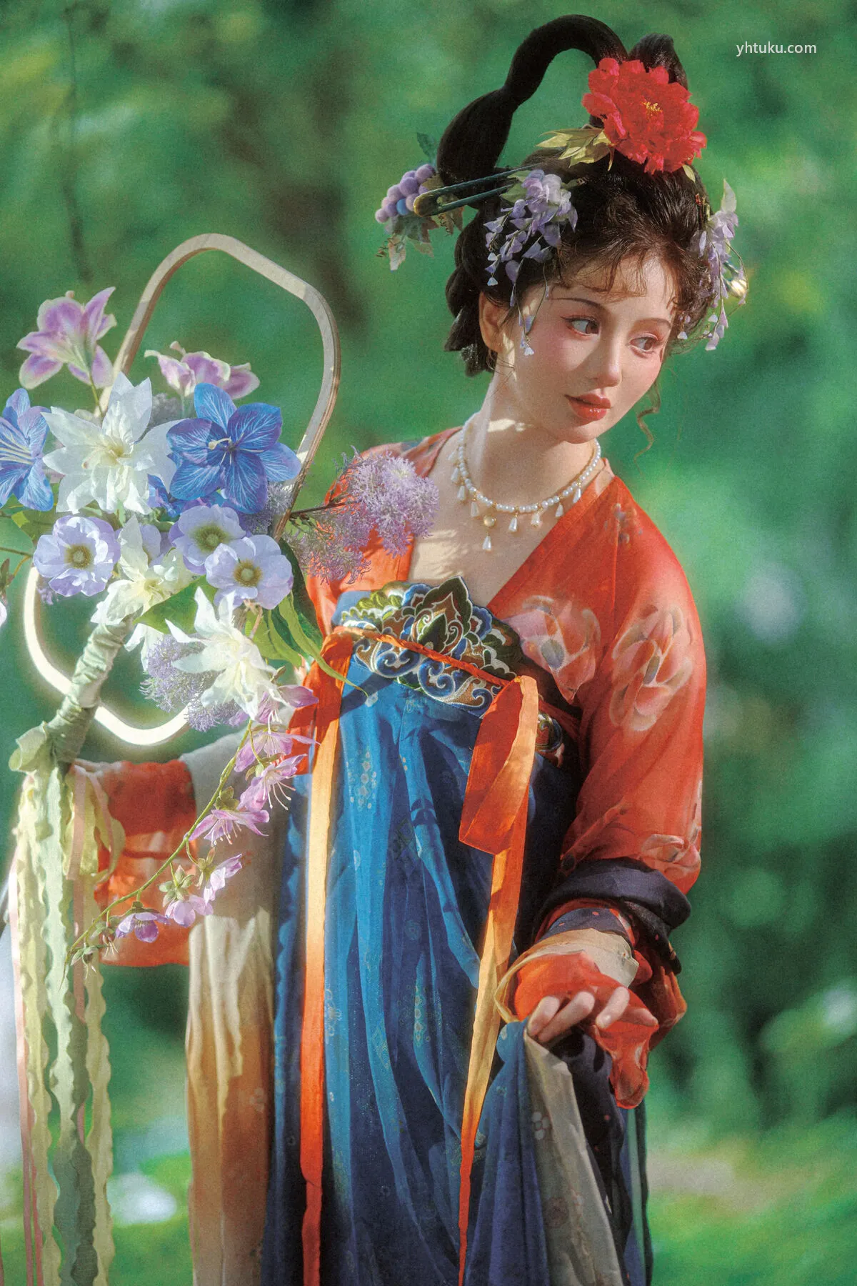 童毅 YiTuYu艺图语 (21P) No.8305 P.2