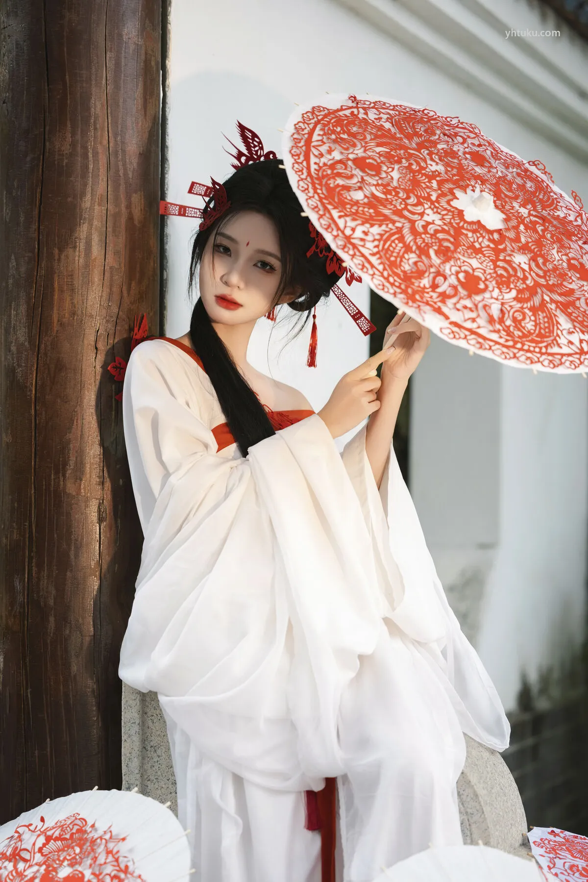 失眠面包蟹 (32P) No.8303 YiTuYu艺图语 P.5