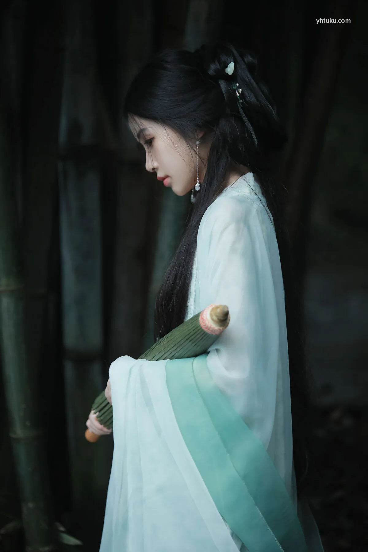 No.8310 nana YiTuYu艺图语 (24P) P.4