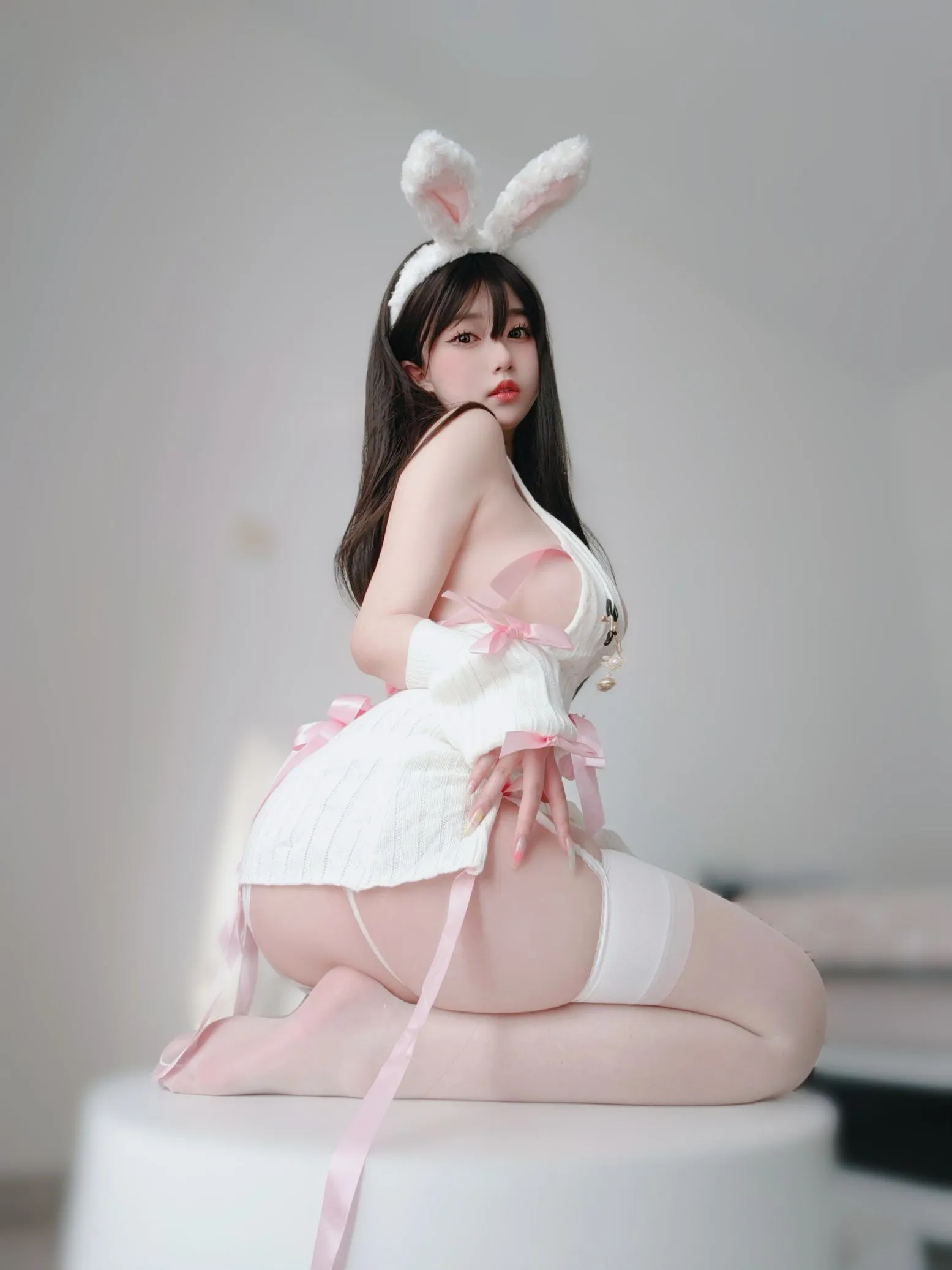 女主K 白丝兔女郎 P.4