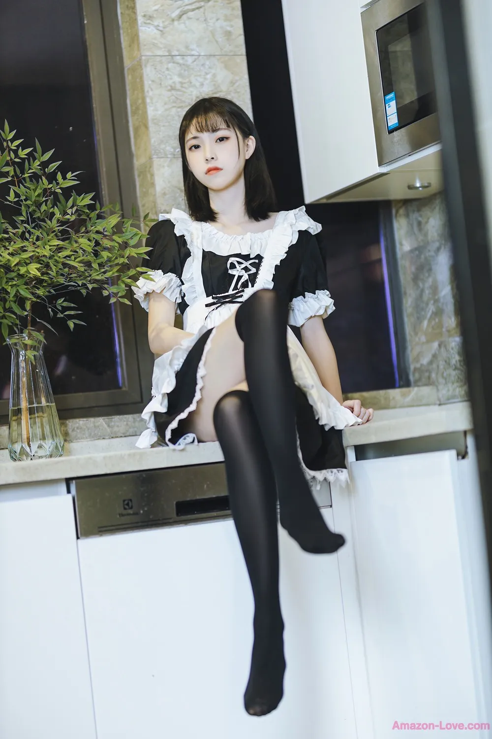 Cosplay 许岚LAN 短裙女仆 P.1