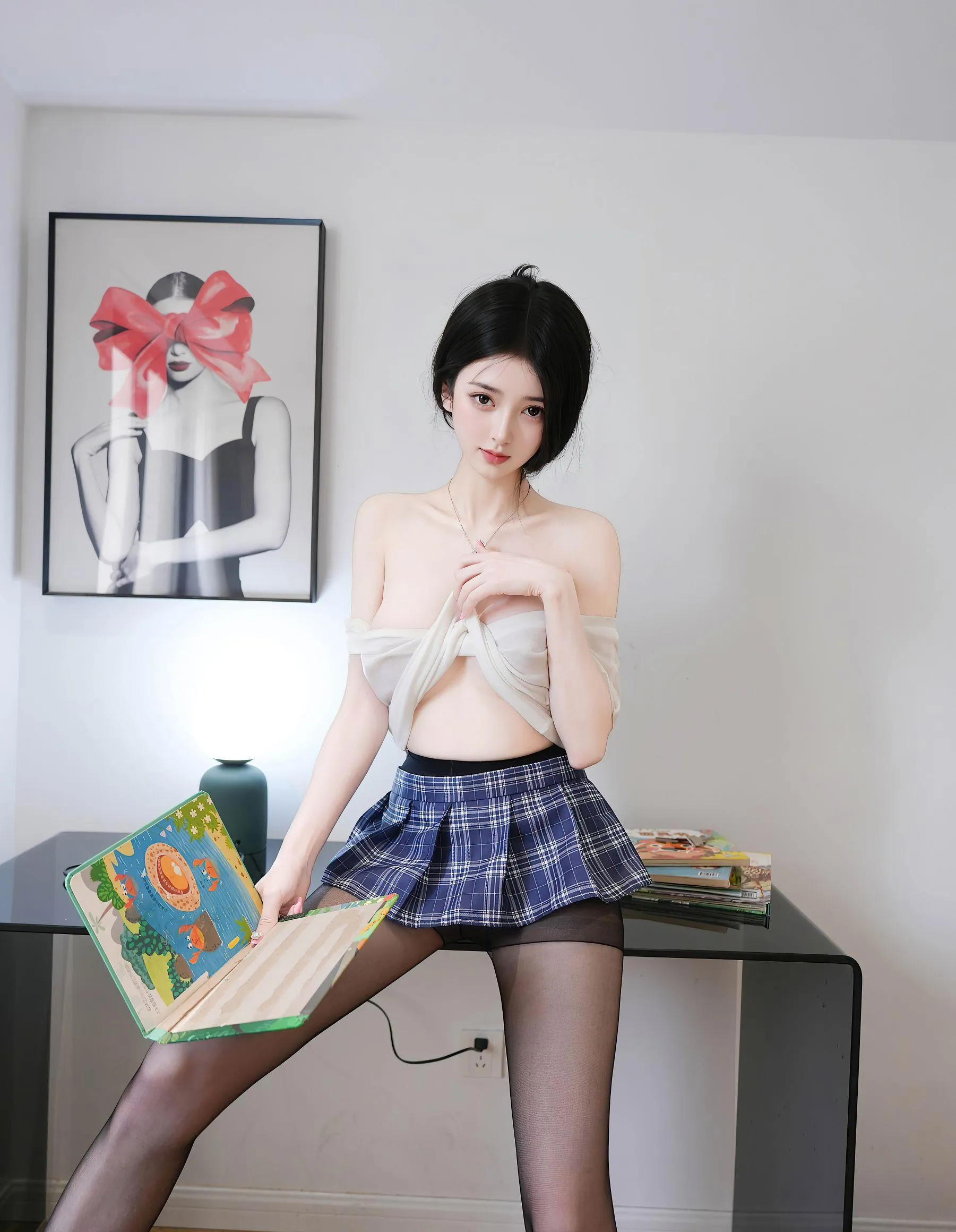 白小蝶 2025.8.1 【XIUREN秀人网】 No.10613 P.1