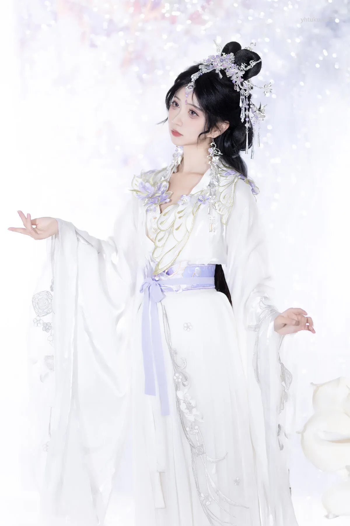 No.8314 绮罗生的小苏苏 YiTuYu艺图语 (24P) P.1