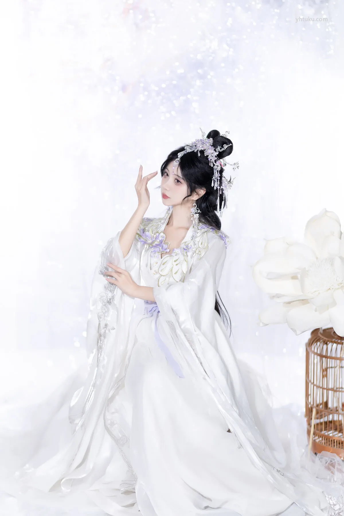 No.8314 绮罗生的小苏苏 YiTuYu艺图语 (24P) P.1