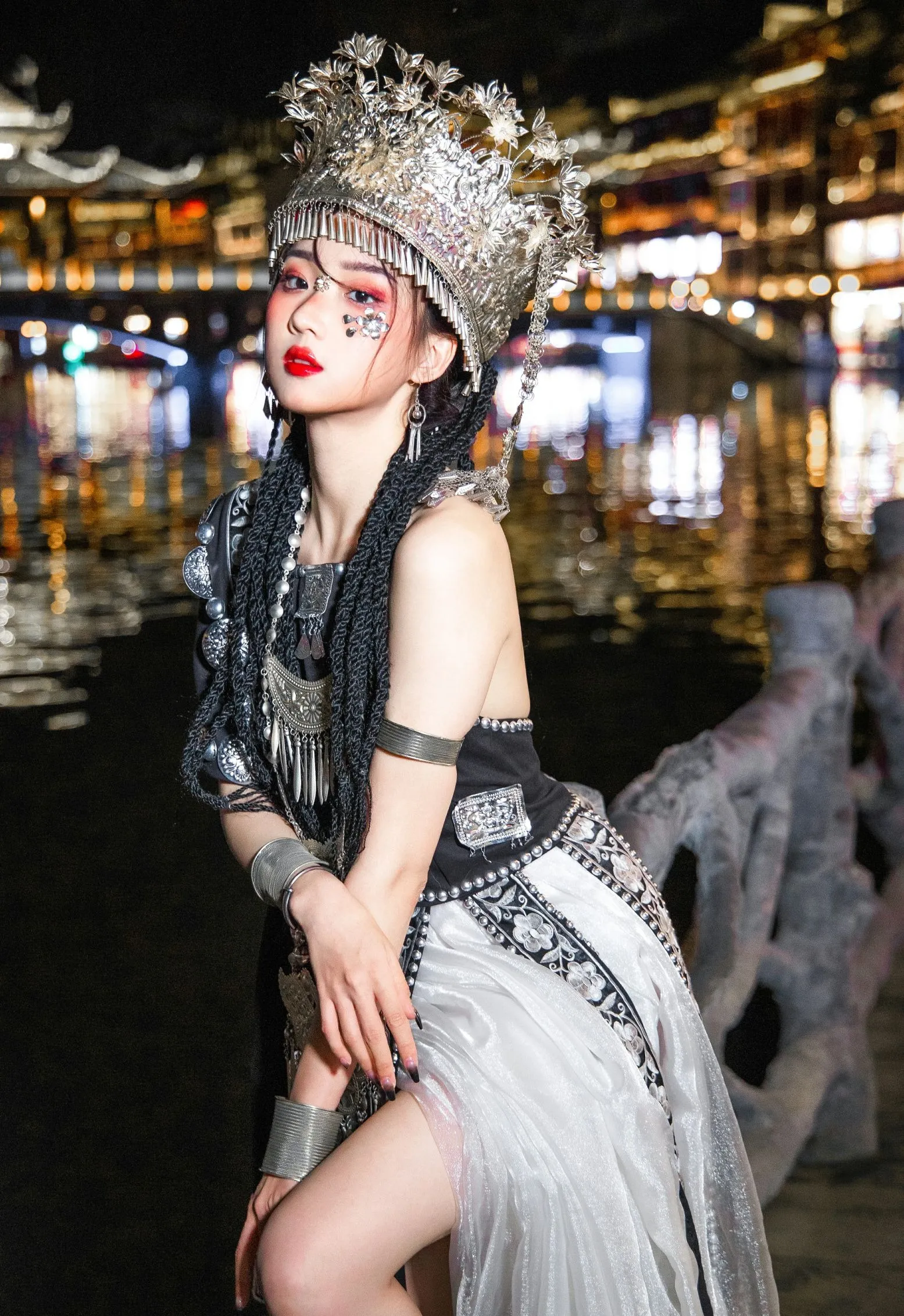 苗疆女子 cosplayer写真 瓦斯塔亚小龙虾 P.1