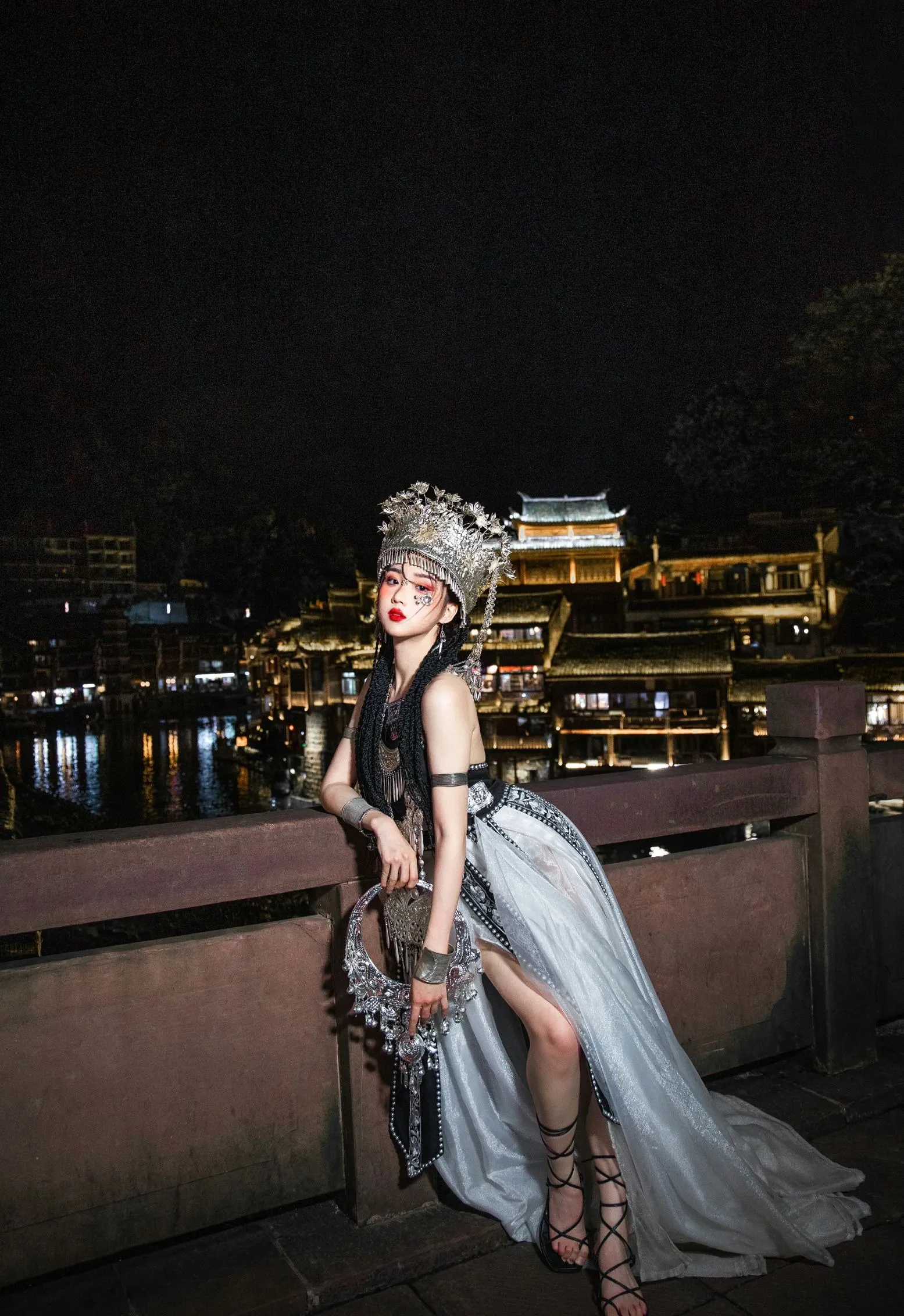 苗疆女子 cosplayer写真 瓦斯塔亚小龙虾 P.1