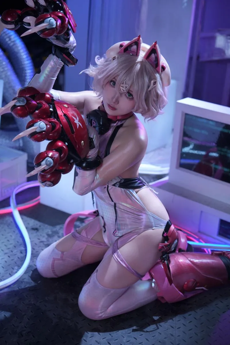 【Cosplay】 交错战线 绯俐机甲 小和甜酒 P.3