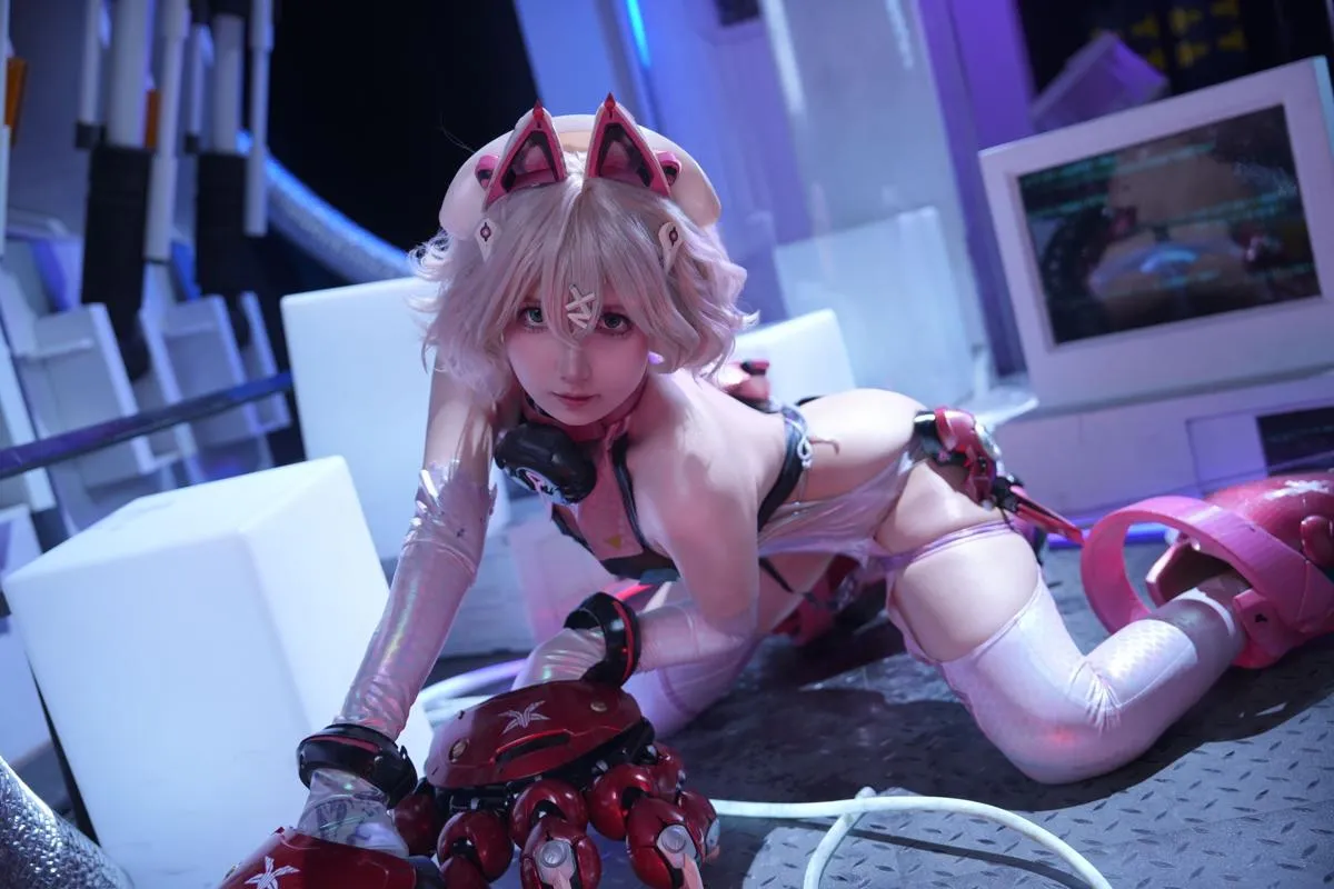 【Cosplay】 交错战线 绯俐机甲 小和甜酒 P.3