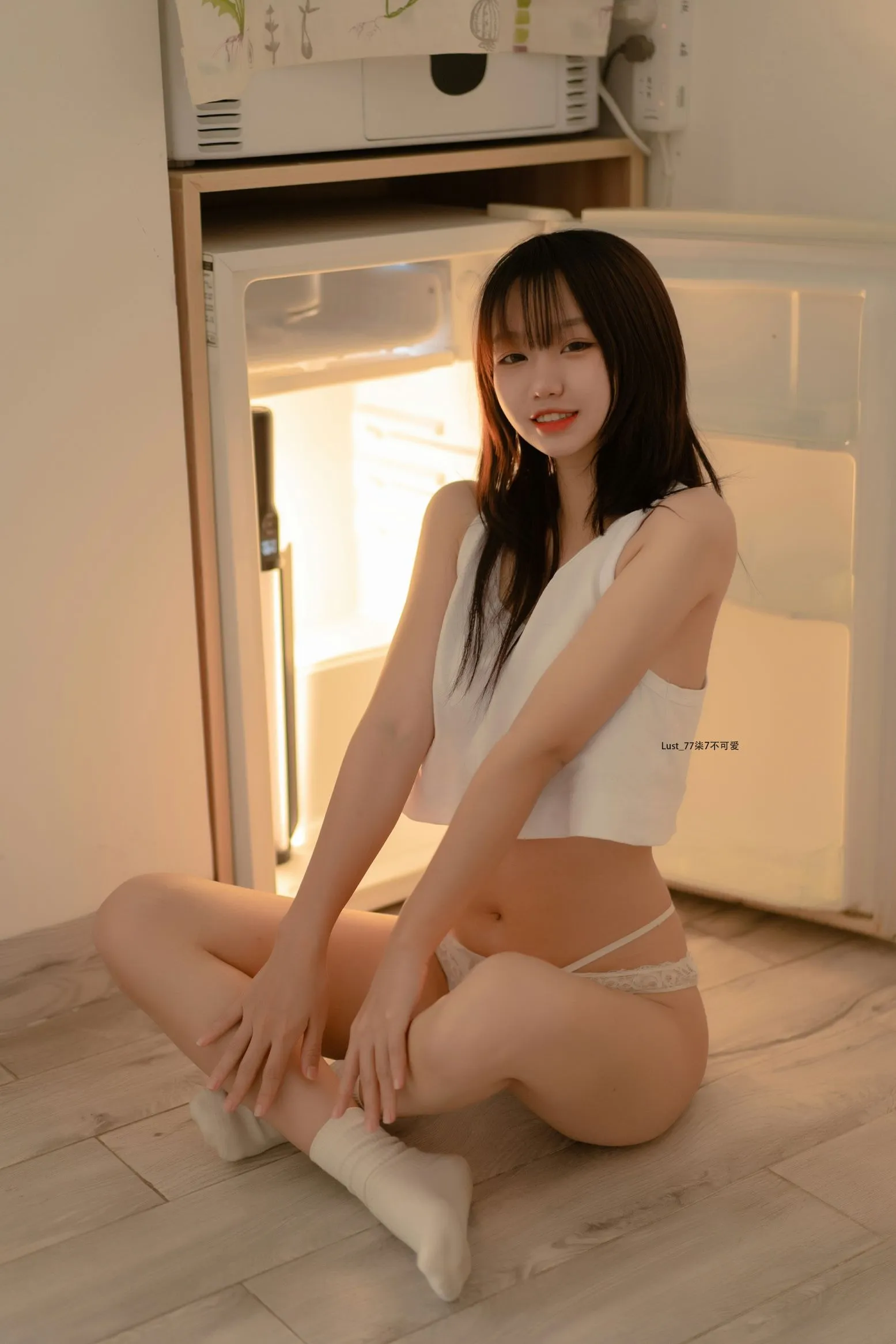 柒柒不可爱 初恋背心 cosplayer写真 P.12