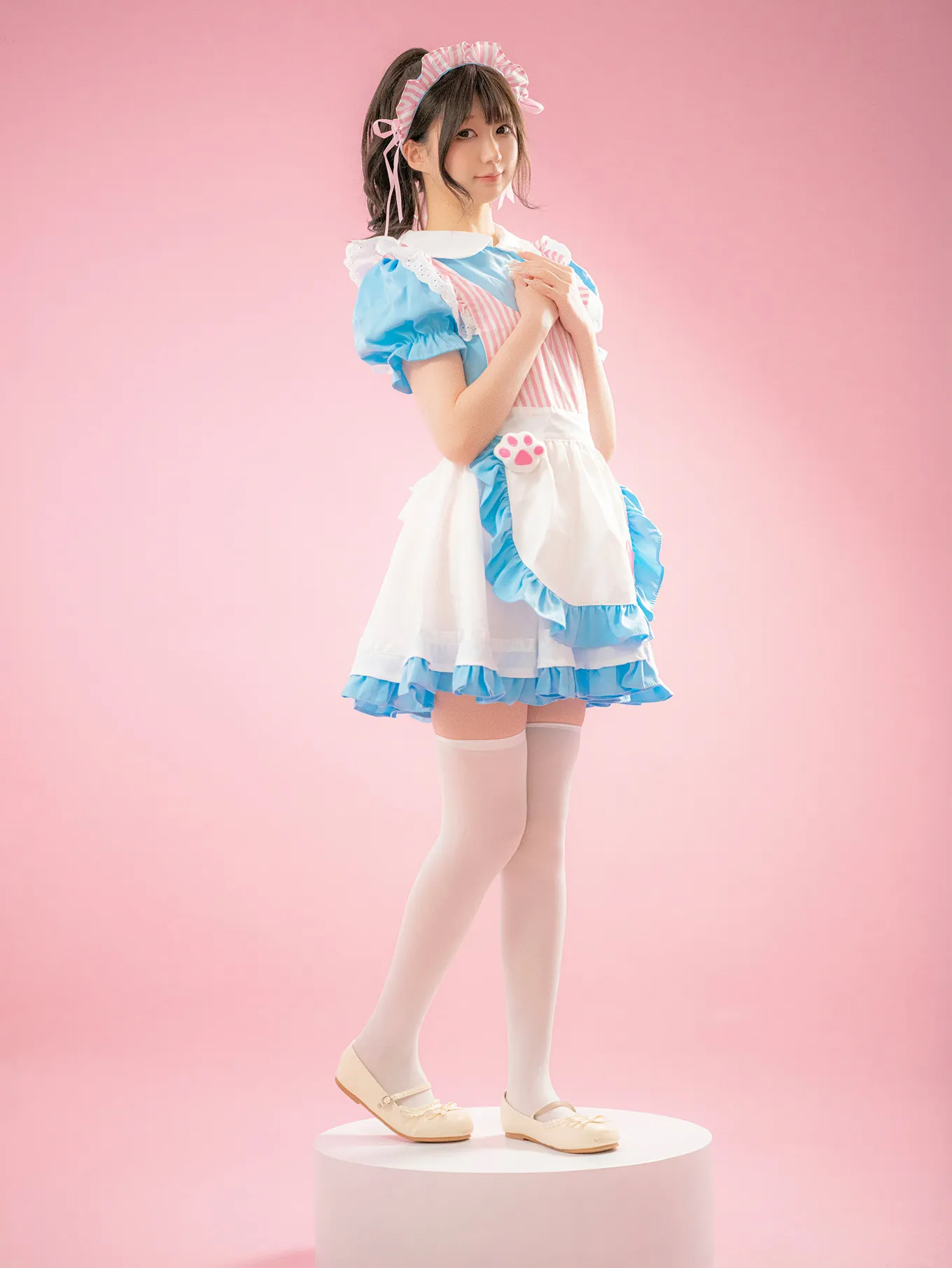 吃茶 Cosplay Nagisa魔物喵 全集修正 P.11