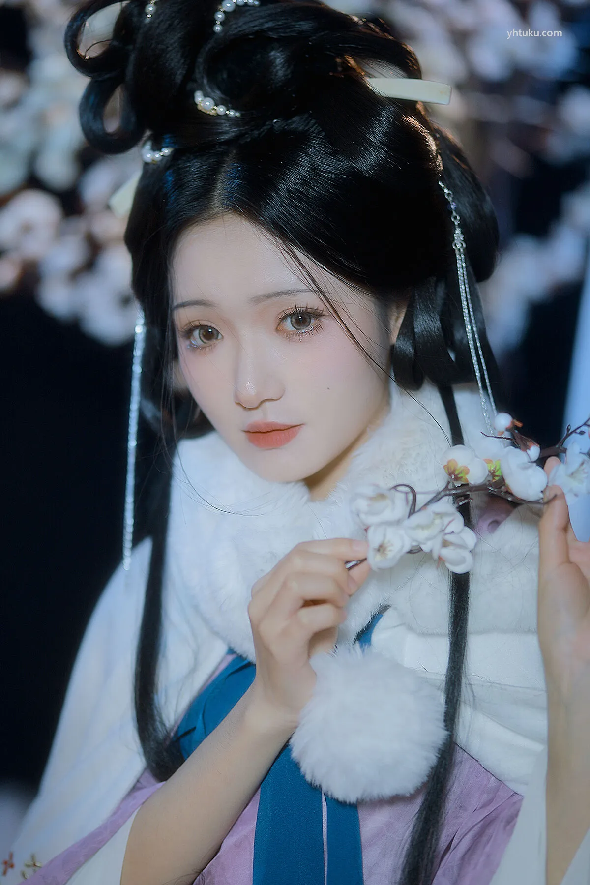 (23P) YiTuYu艺图语 No.8338 是月月阿 P.3