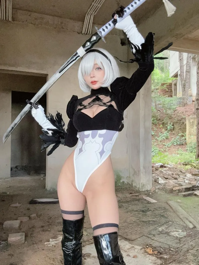 2B J Umeko 【Cosplay】 P.4