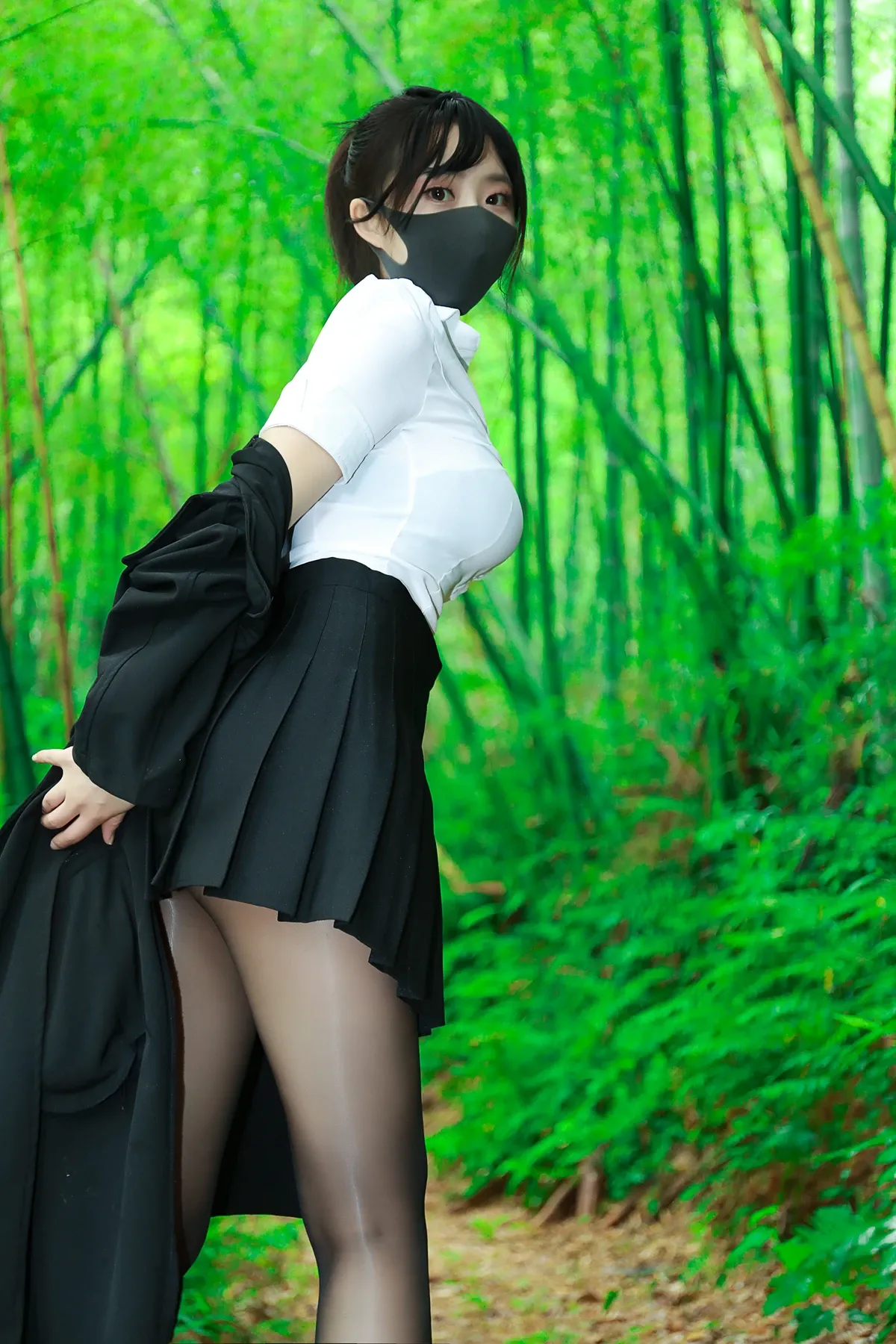 黑百褶裙森林 李佳LiJia P.2