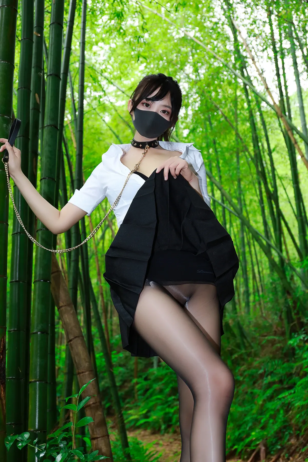 李佳LiJia 黑百褶裙森林 P.1