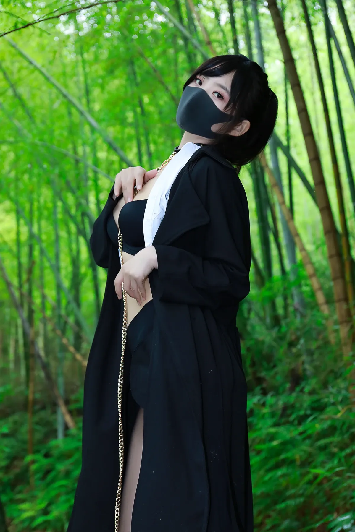 李佳LiJia 黑百褶裙森林 P.8