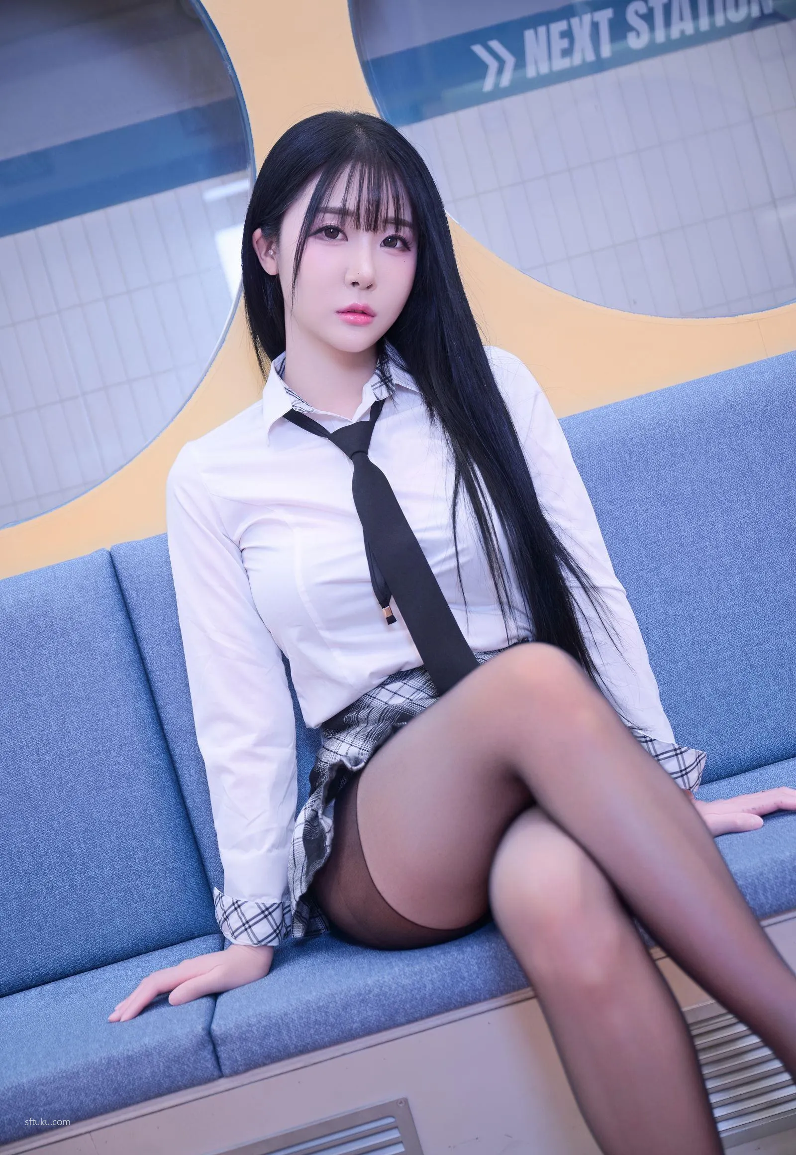 No.111 【Bomi】 Subway In Schoolgirl The P.5