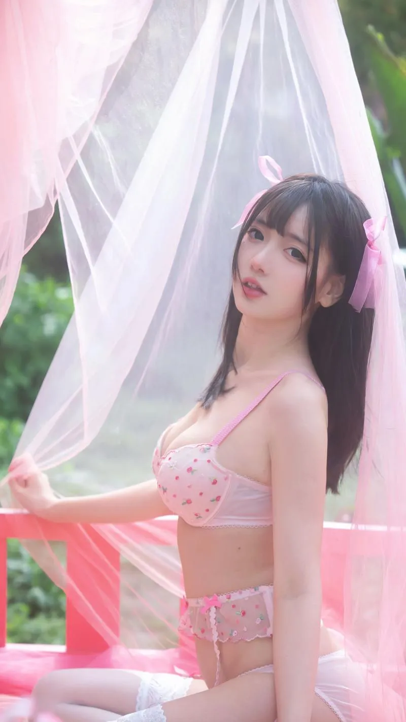 【Cosplay】 法式私房 Kyokyo沉迷汉堡王(陆卿卿) P.1