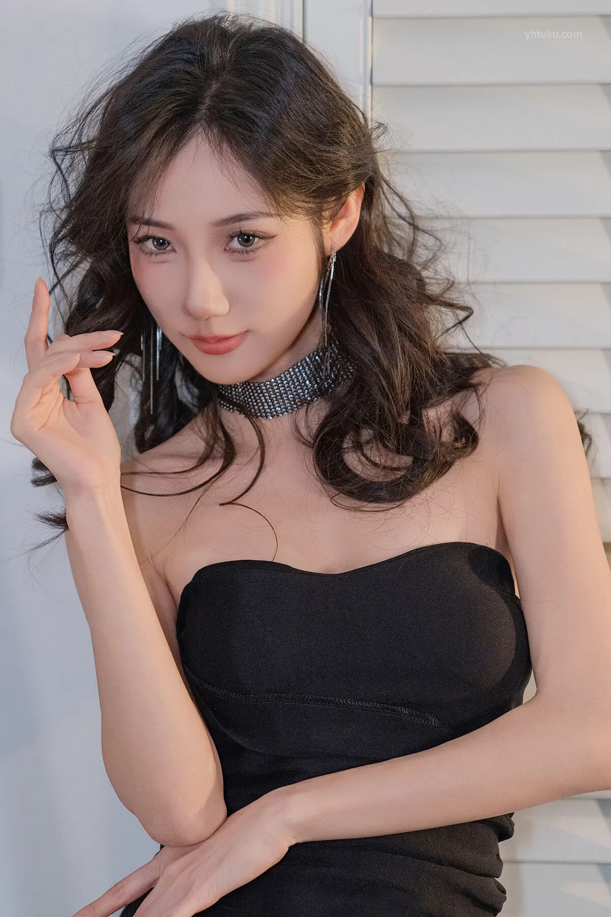 YiTuYu艺图语 No.8334 o1ne万 (27P) P.3