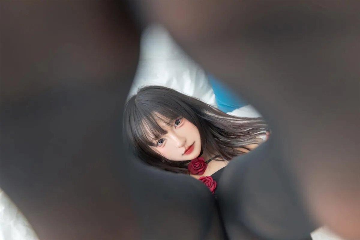 神S板真冬 【Cosplay】 午夜玫瑰 P.7