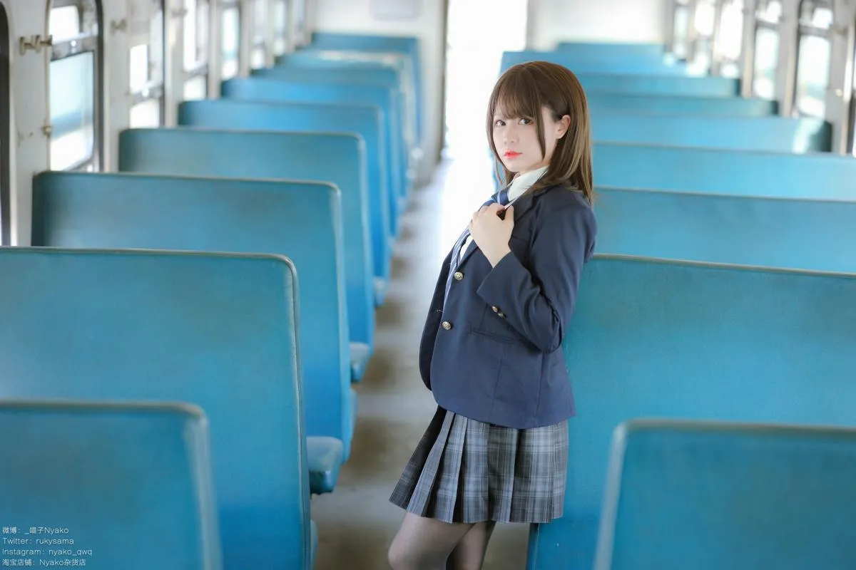 火车jk Nyako喵子 【Cosplay】 痴・女子校生2 P.3