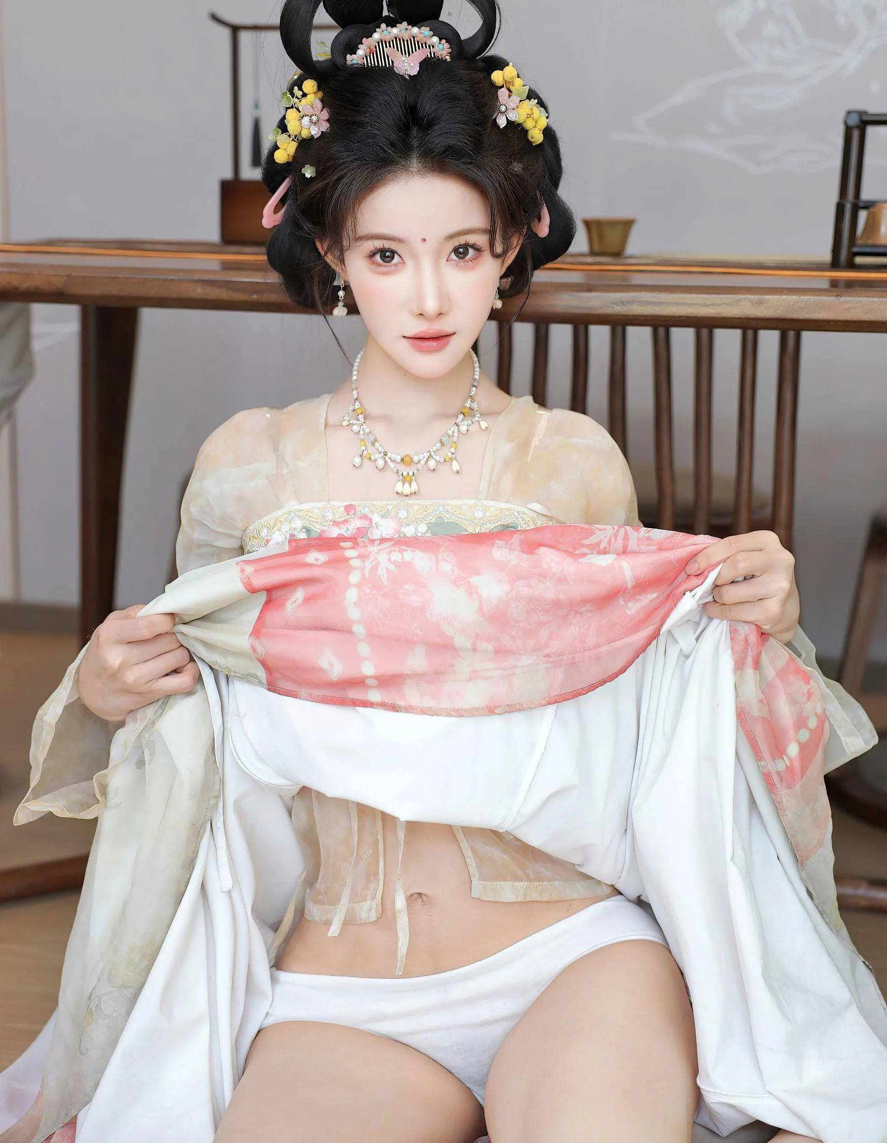 No.10645 2025.8.13 【XIUREN秀人网】 梨霜儿 P.14