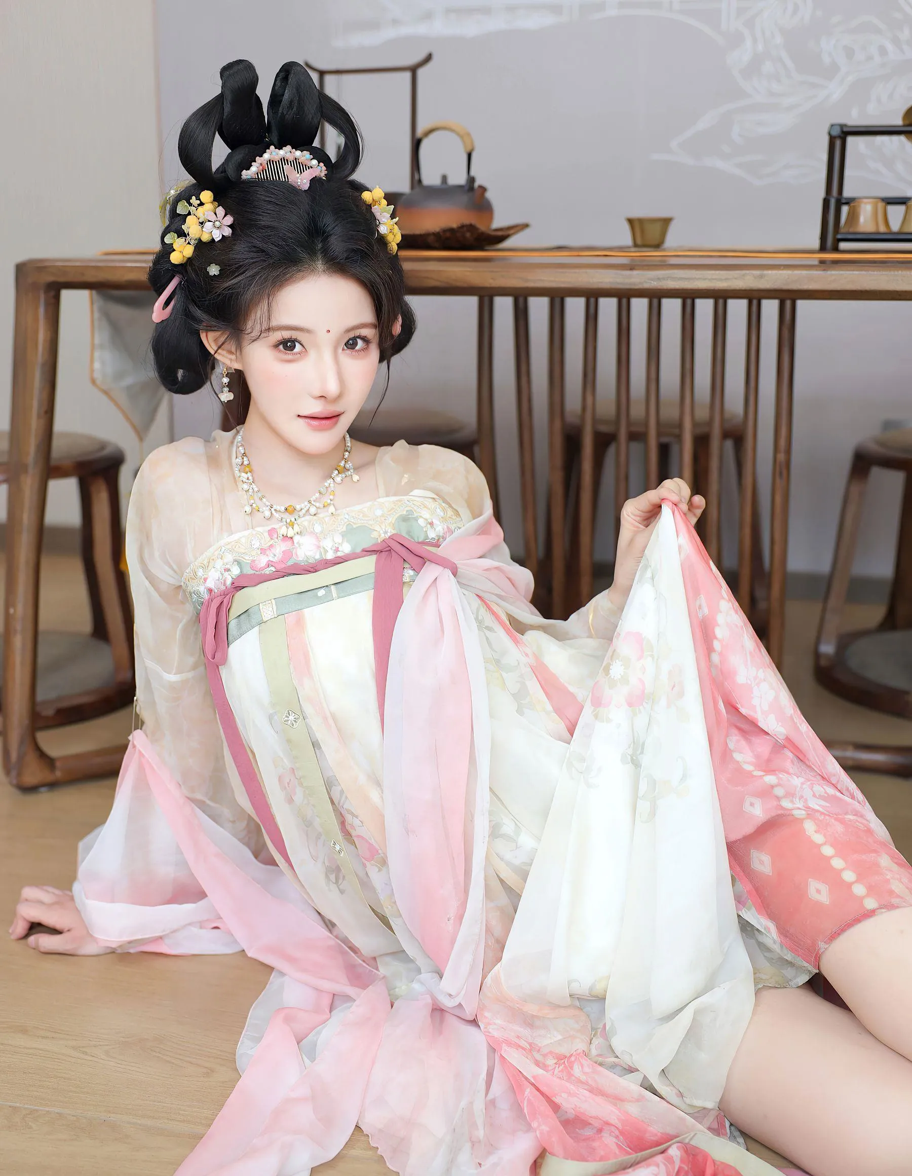 2025.8.13 No.10645 【XIUREN秀人网】 梨霜儿 P.11
