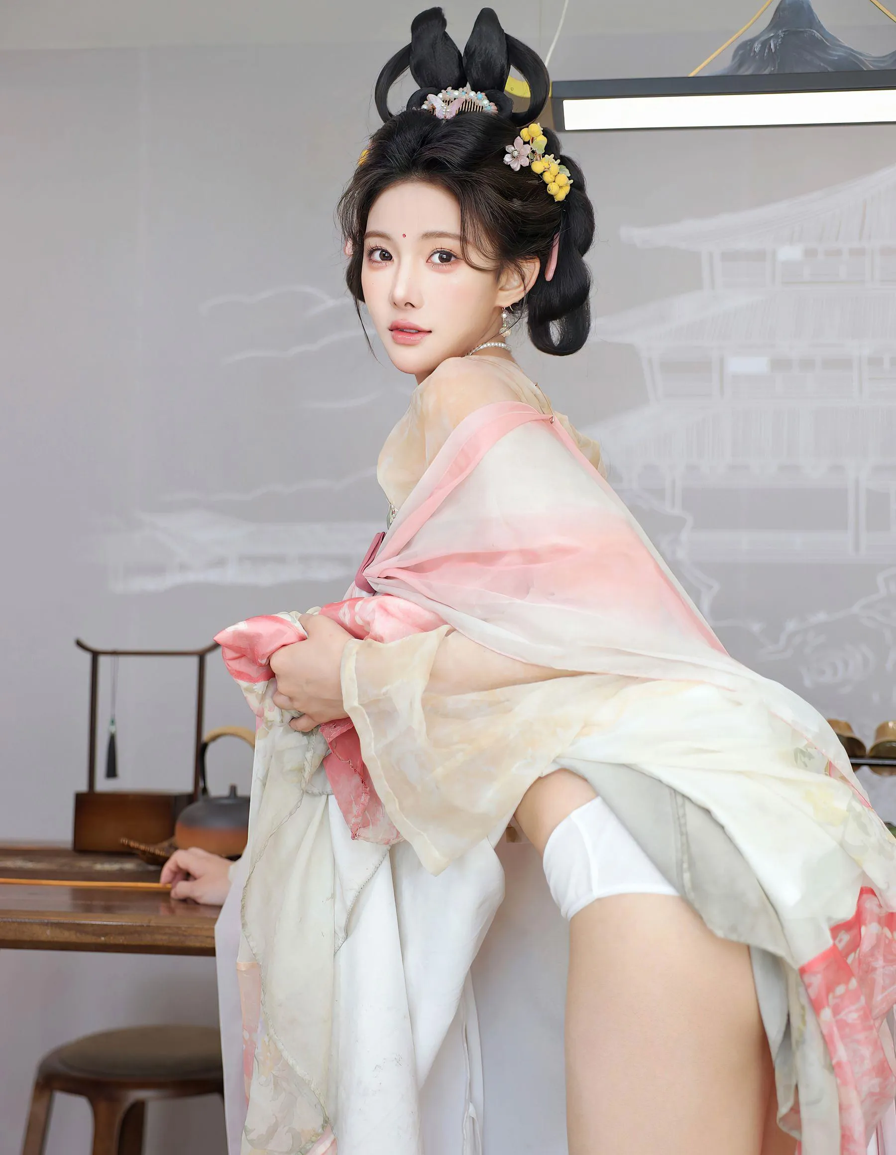 No.10645 2025.8.13 【XIUREN秀人网】 梨霜儿 P.14