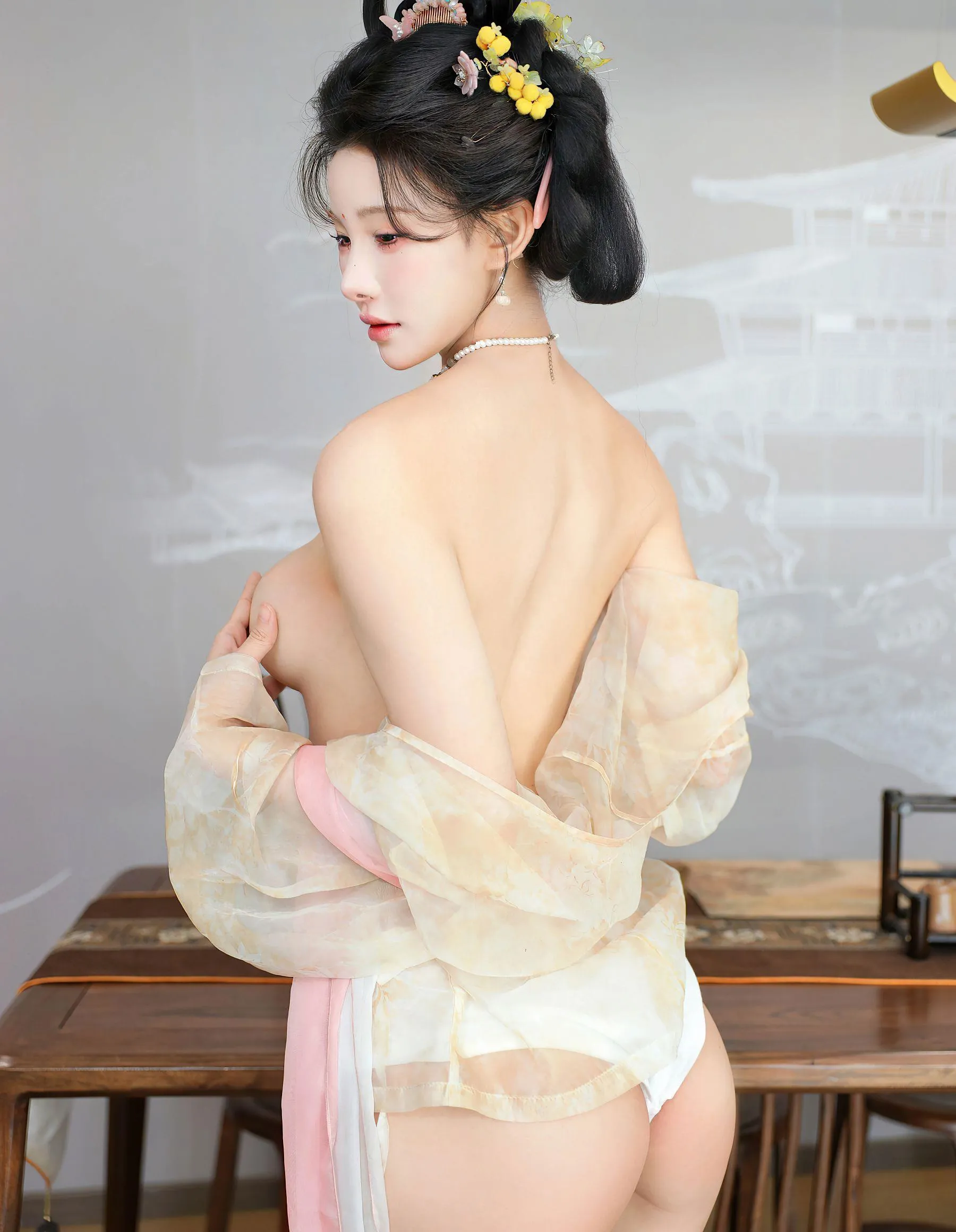 No.10645 2025.8.13 【XIUREN秀人网】 梨霜儿 P.14