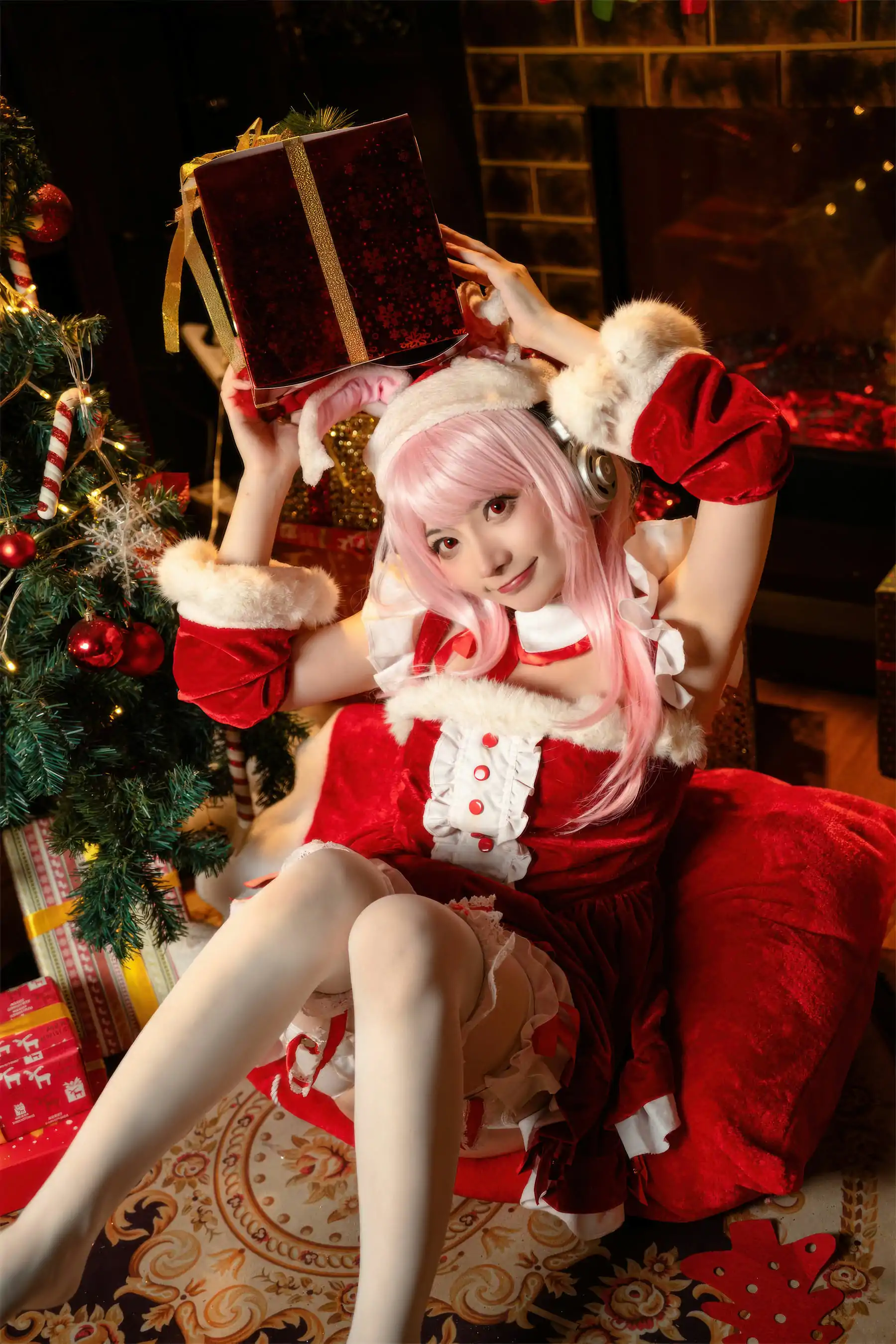 索尼子 是三不是世w 圣诞(44P) cosplayer写真 P.7