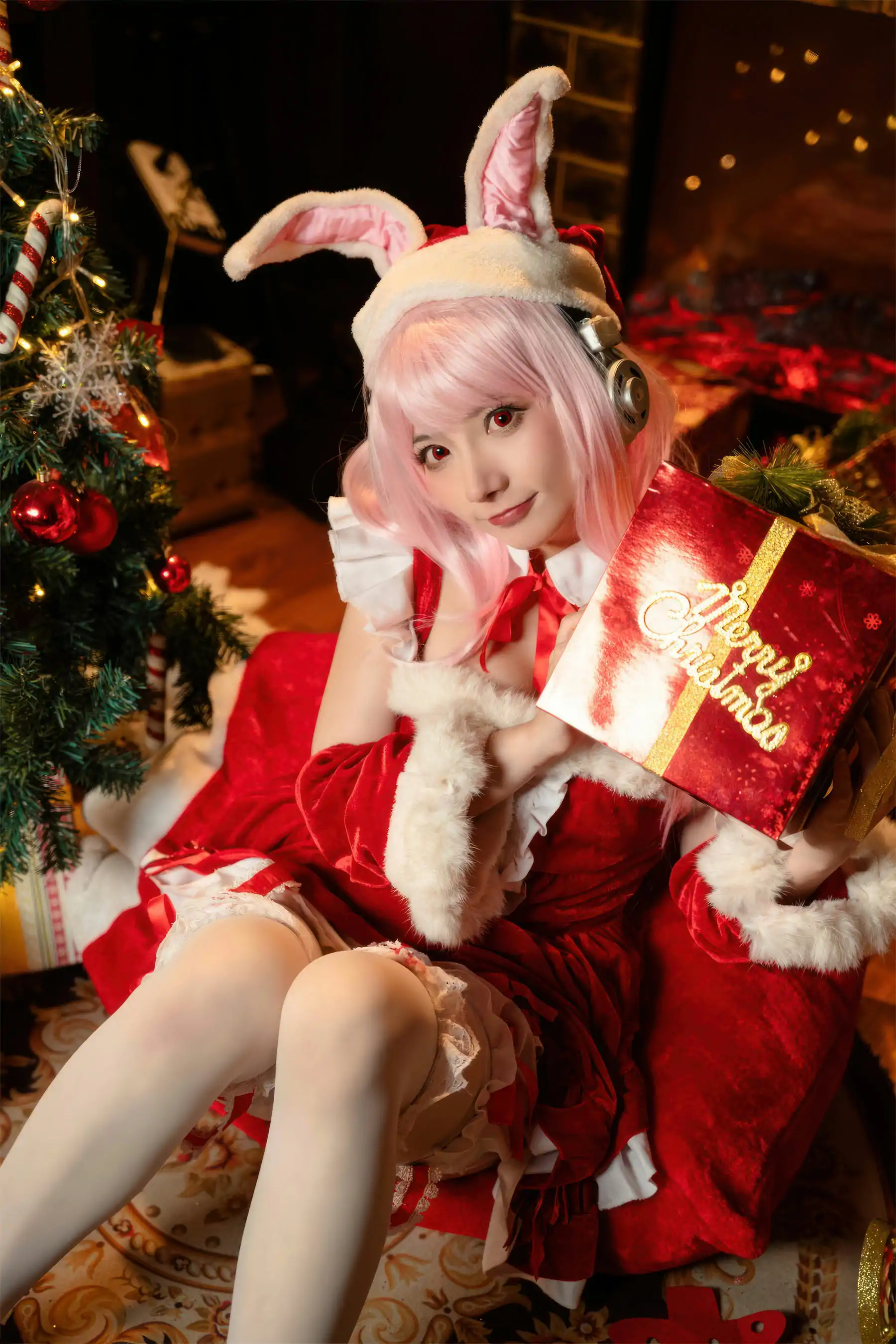是三不是世w cosplayer写真 索尼子 圣诞(44P) P.6