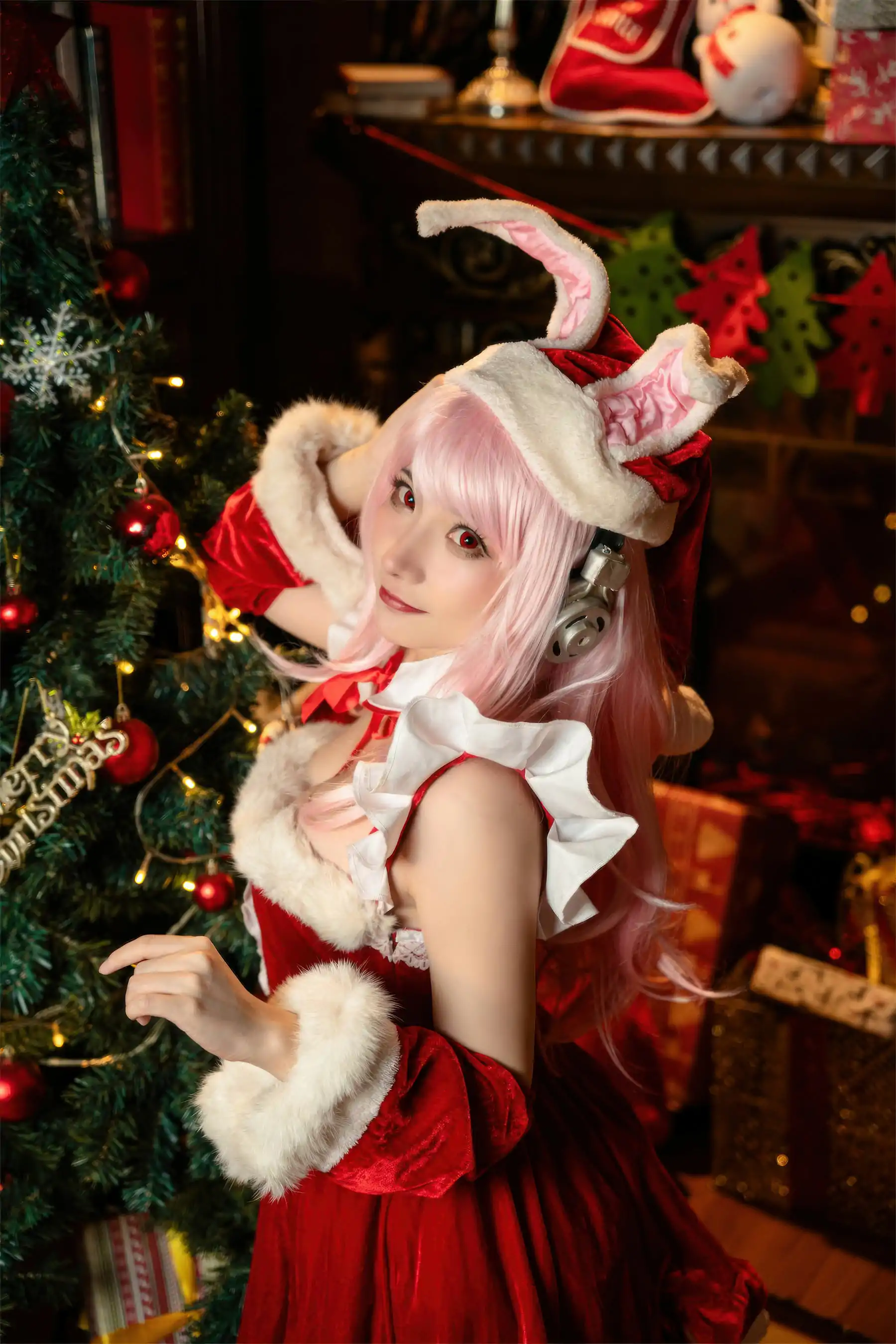 是三不是世w 索尼子 cosplayer写真 圣诞(44P) P.9