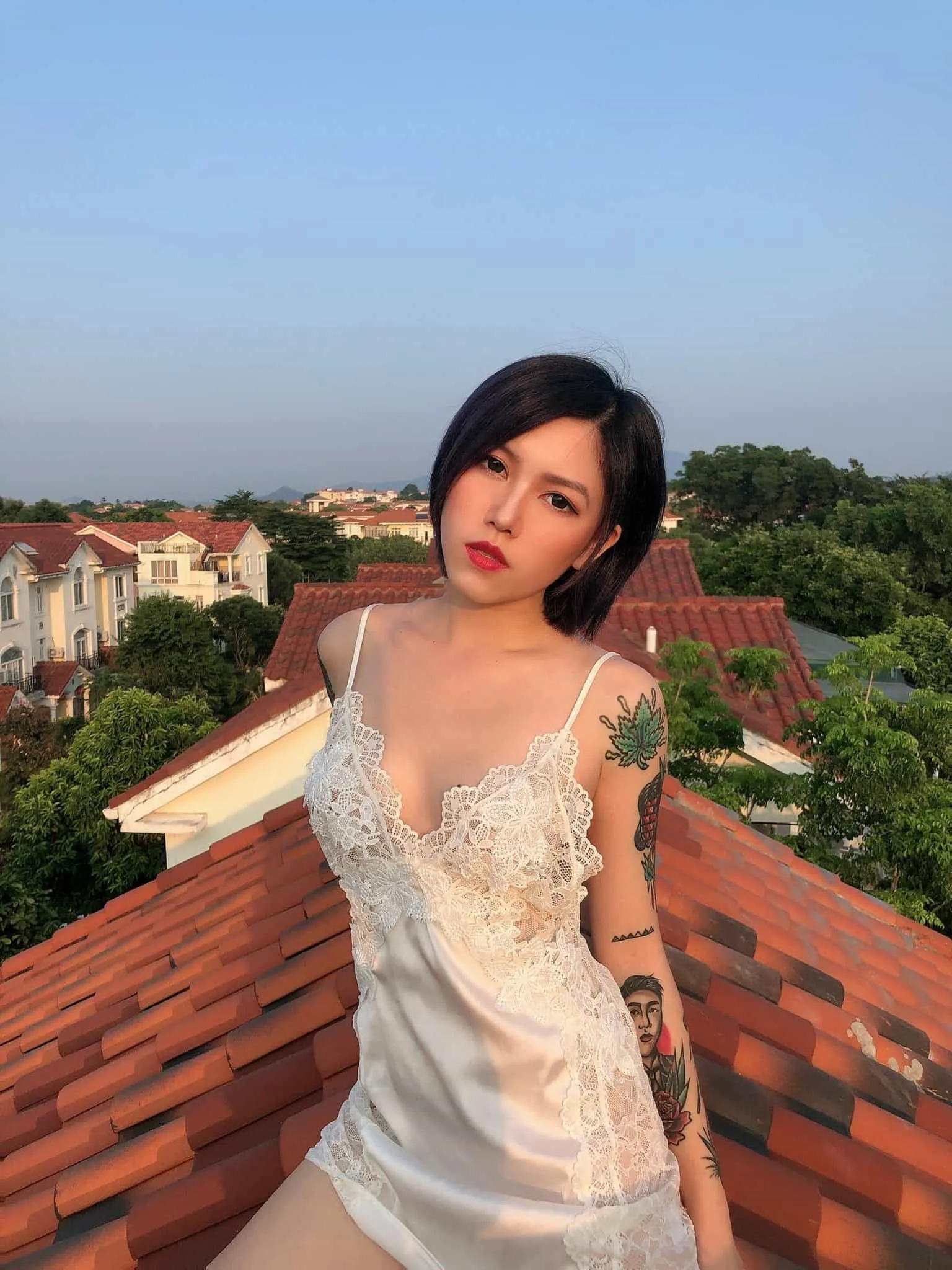 臀型很不错的娇妻 P.7