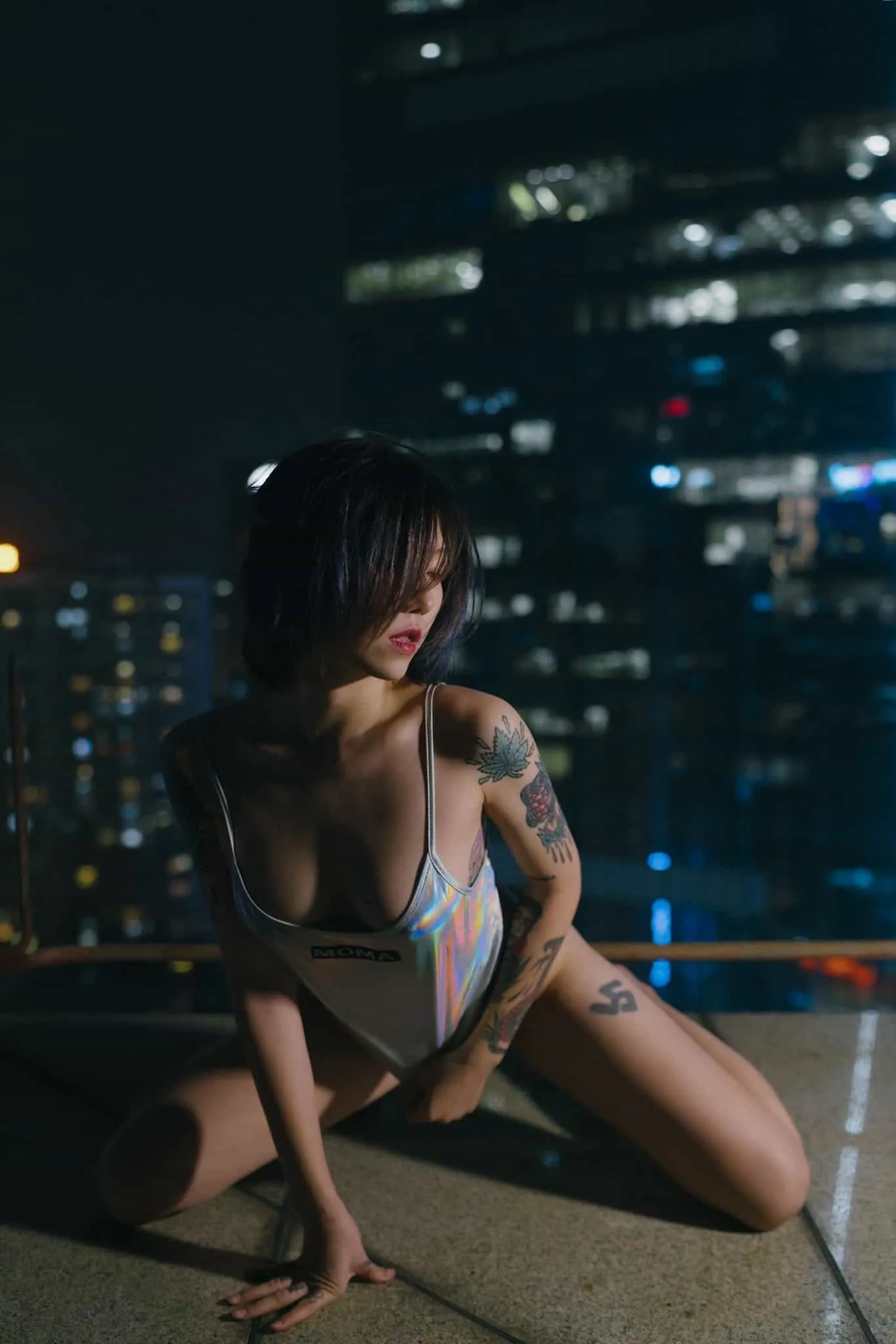 臀型很不错的娇妻 P.7